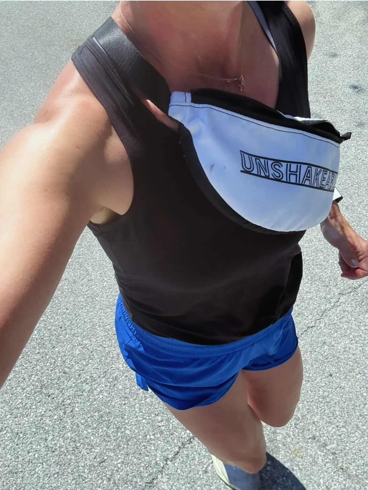 No jacket needed on this glorious day! Our #UNSHAKEABLE crossbody bag carries all my necessities.

Looking for some new workout #merch this spring? We got you covered!  Hats, tanks, T&rsquo;s&hellip; the list goes on and on! 

Shop via link in bio an