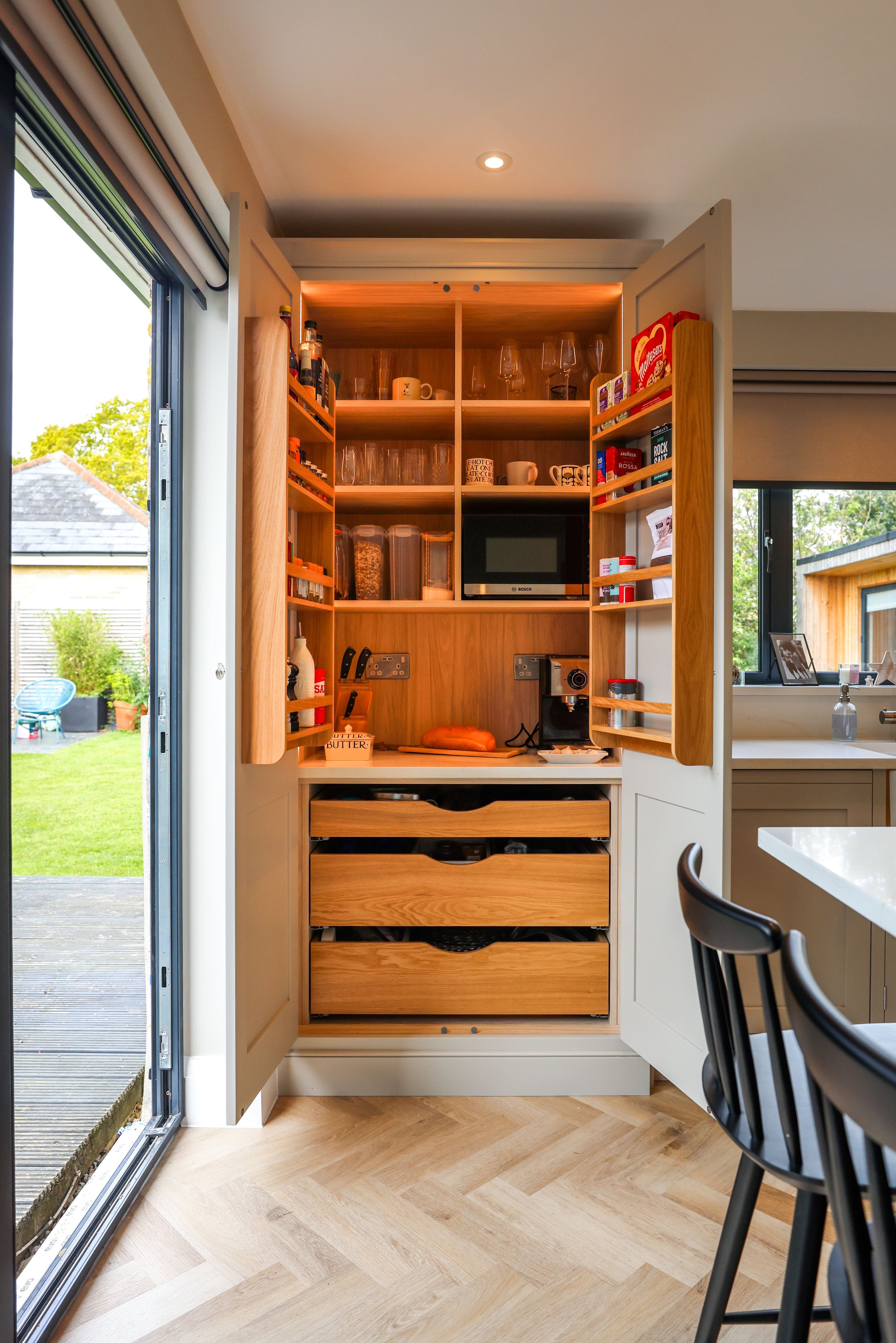 Bespoke Kitchen Larders Suffolk: Creating Functional, Clutter-Free Spaces