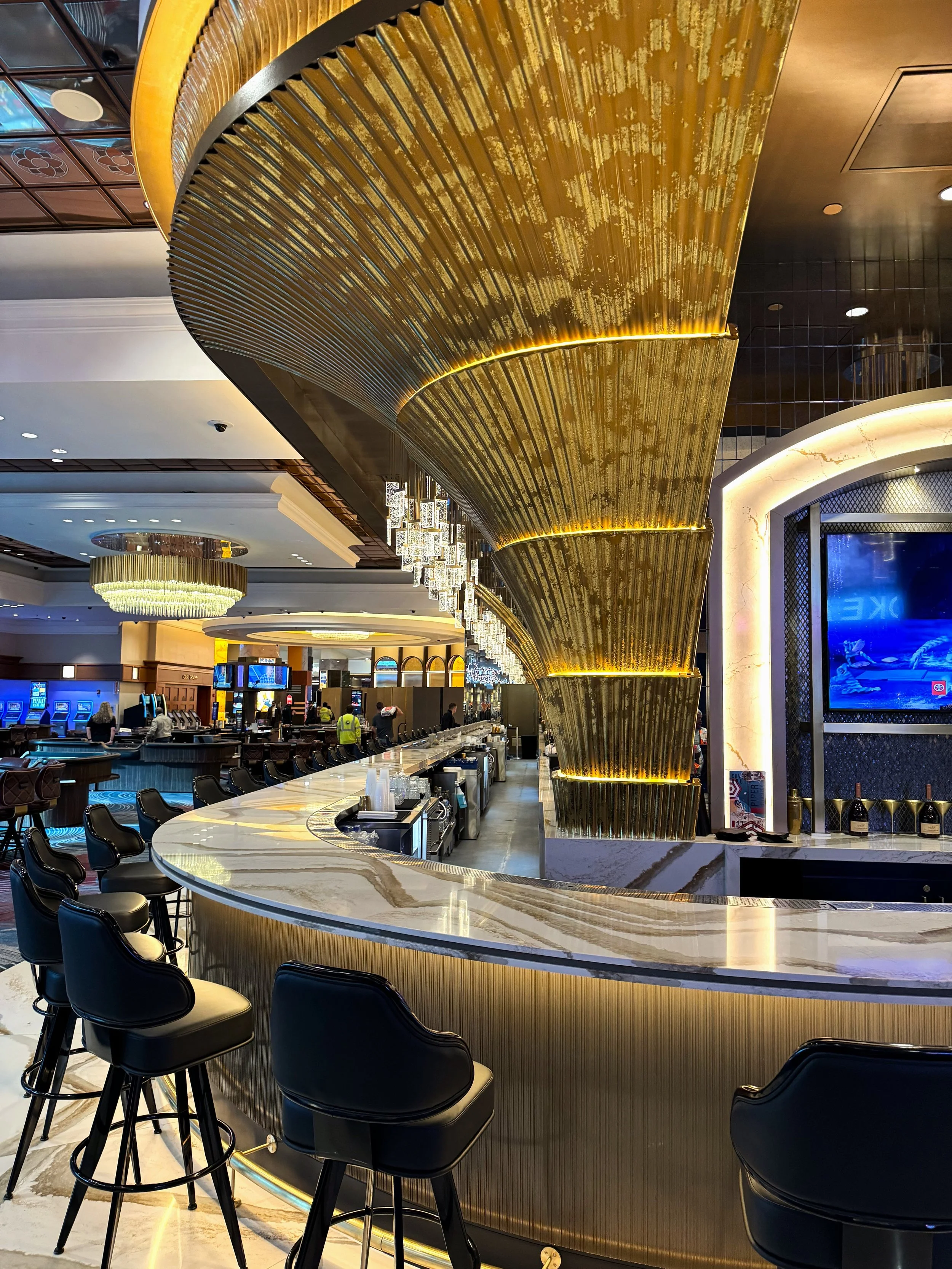 Grand bar-zds.10.JPG