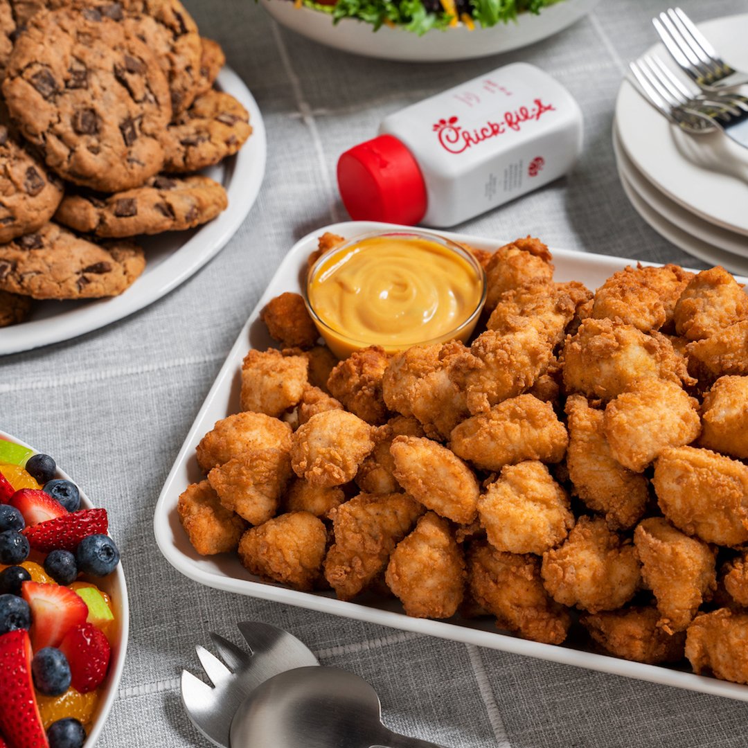 Catering Lifestyle Image - Chick-fil-A® Nuggets Tray 2 1_1_master.jpg