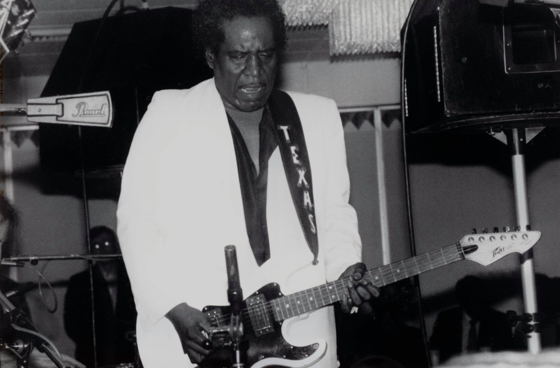Johnny Copeland. Photo by Maurice Robertson.
