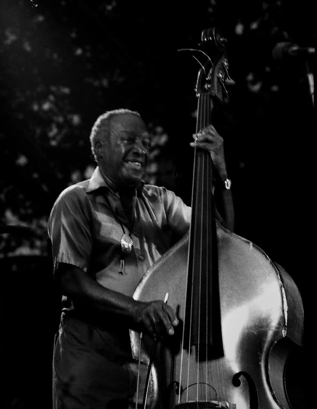 mllt Hinton. . Photo by Maurice Robertson.