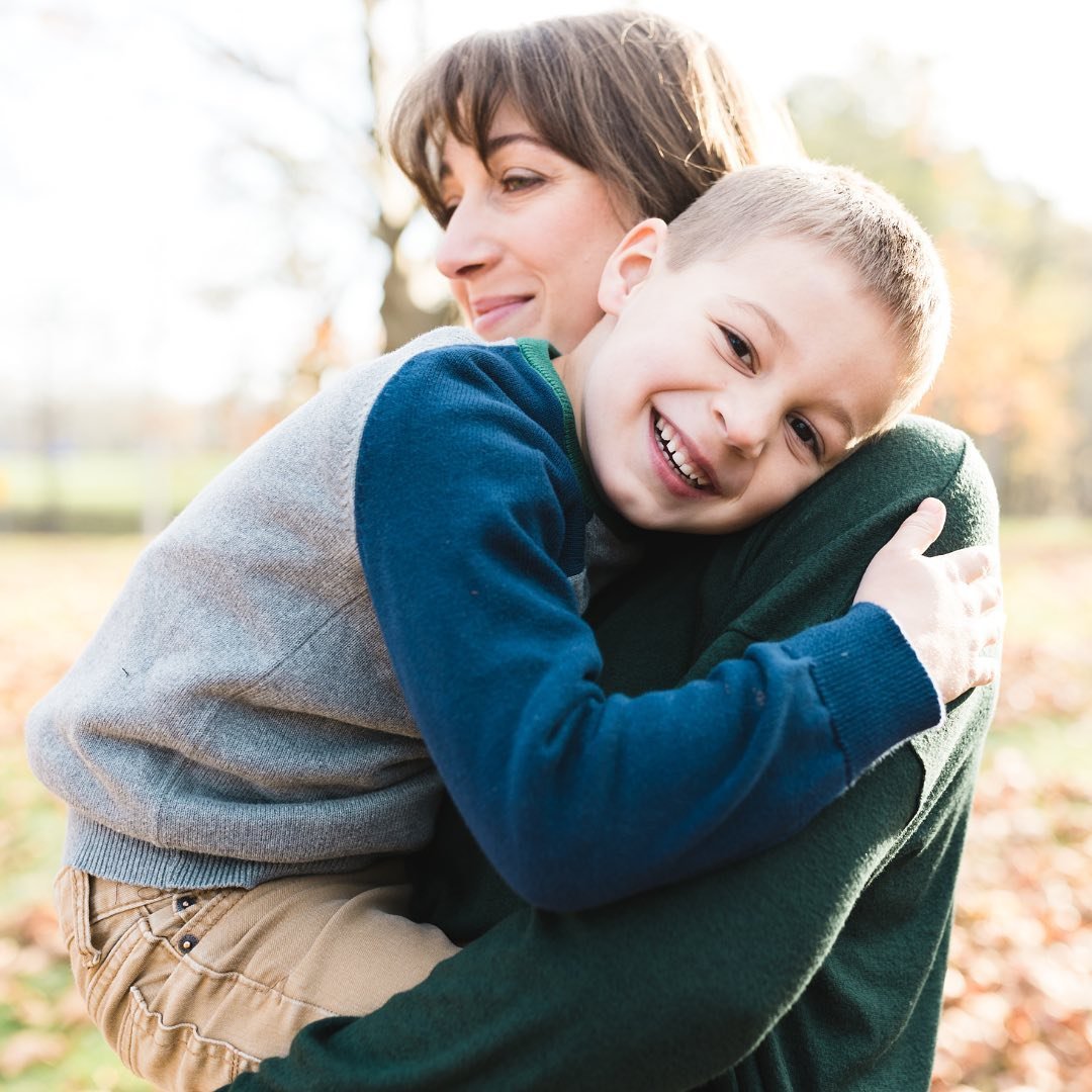 Hello pals, I momentarily got my act together and posted updated availability for Spring Small sessions in my stories! Check em out - still lots of times available for 4/27 studio sessions and a few scattered times for Mother&rsquo;s Day sessions 5/4