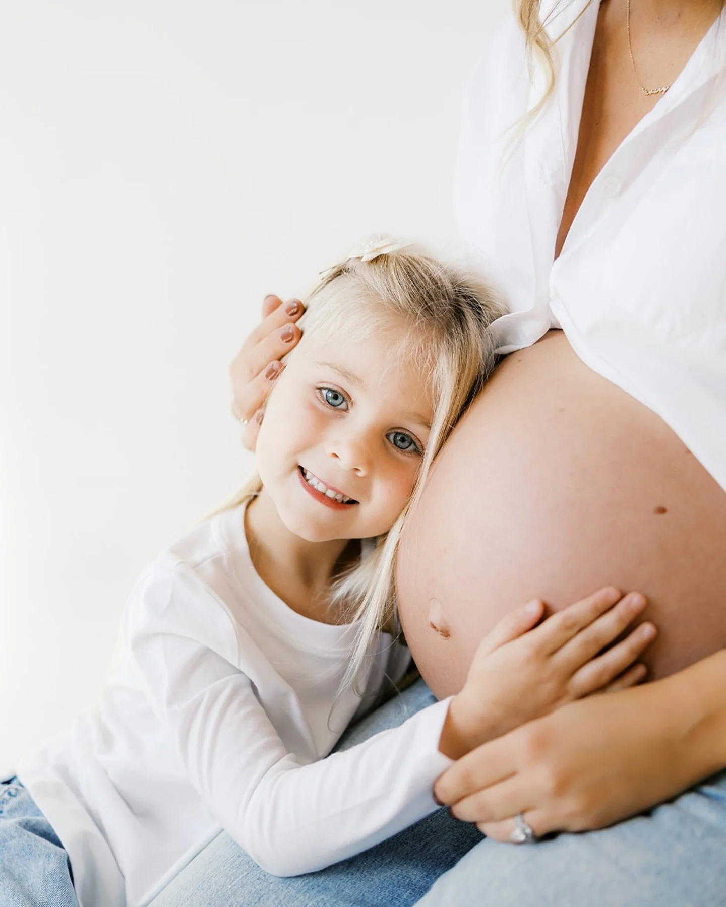Sweet little studio sesh. ✨

Pssst: I sneakily 🐅 added &ldquo;short &amp; sweet&rdquo; sessions to my website this summer and they&rsquo;ve been so fun! If you hoped for a small sesh but the dates haven&rsquo;t worked for ya, this might be your opti