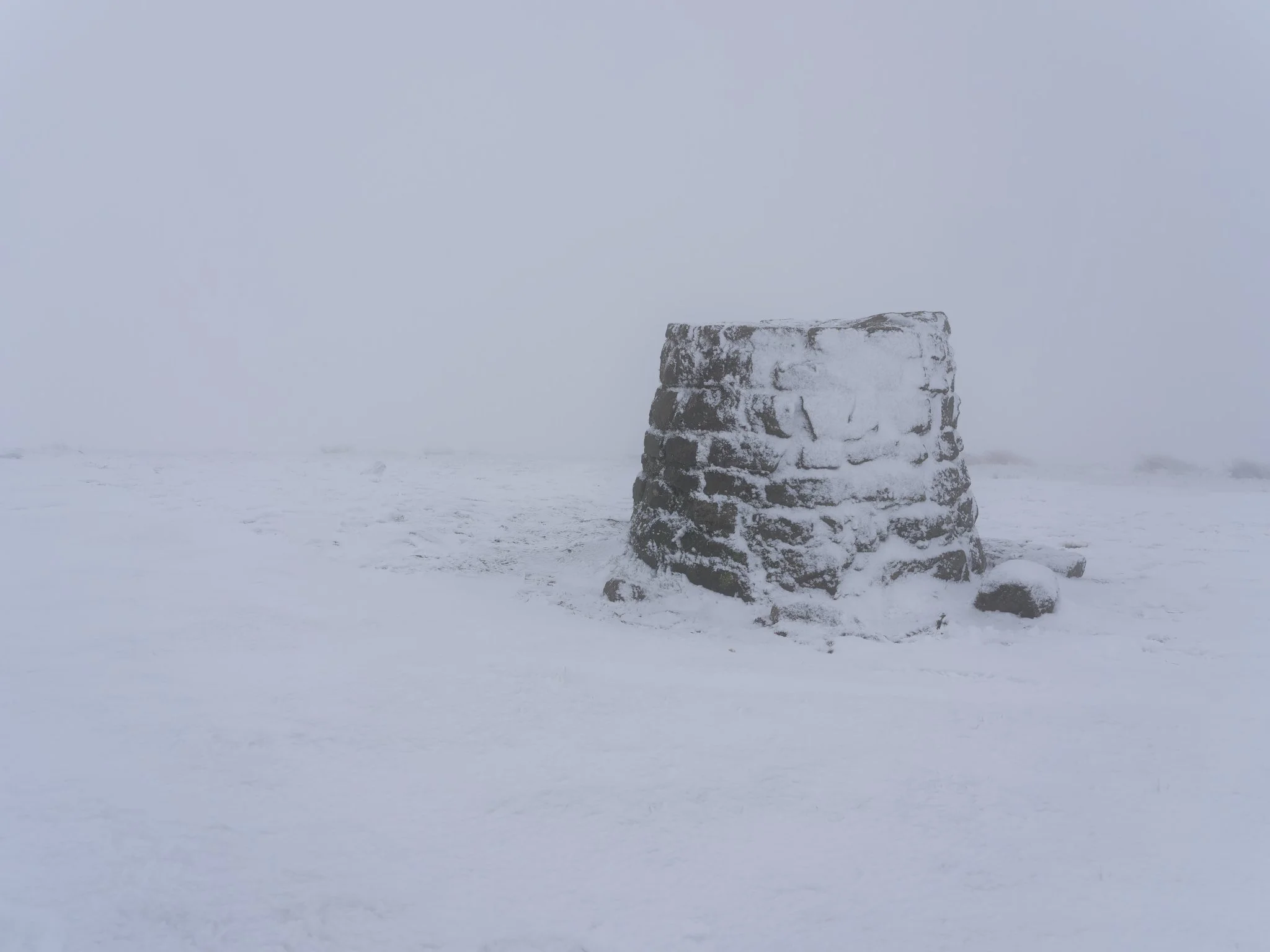 Knowl Hill — a lone rise crowned in its winter coat 