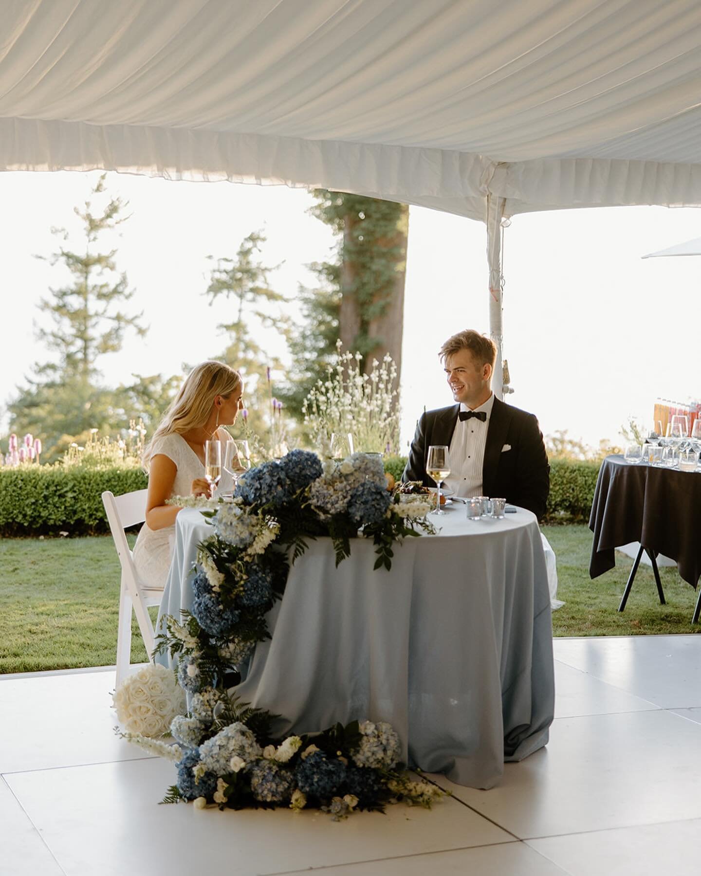 So excited for this upcoming wedding season 🤍
Planner: @gordonduoweddings 
Photo: @nicolegagnephoto