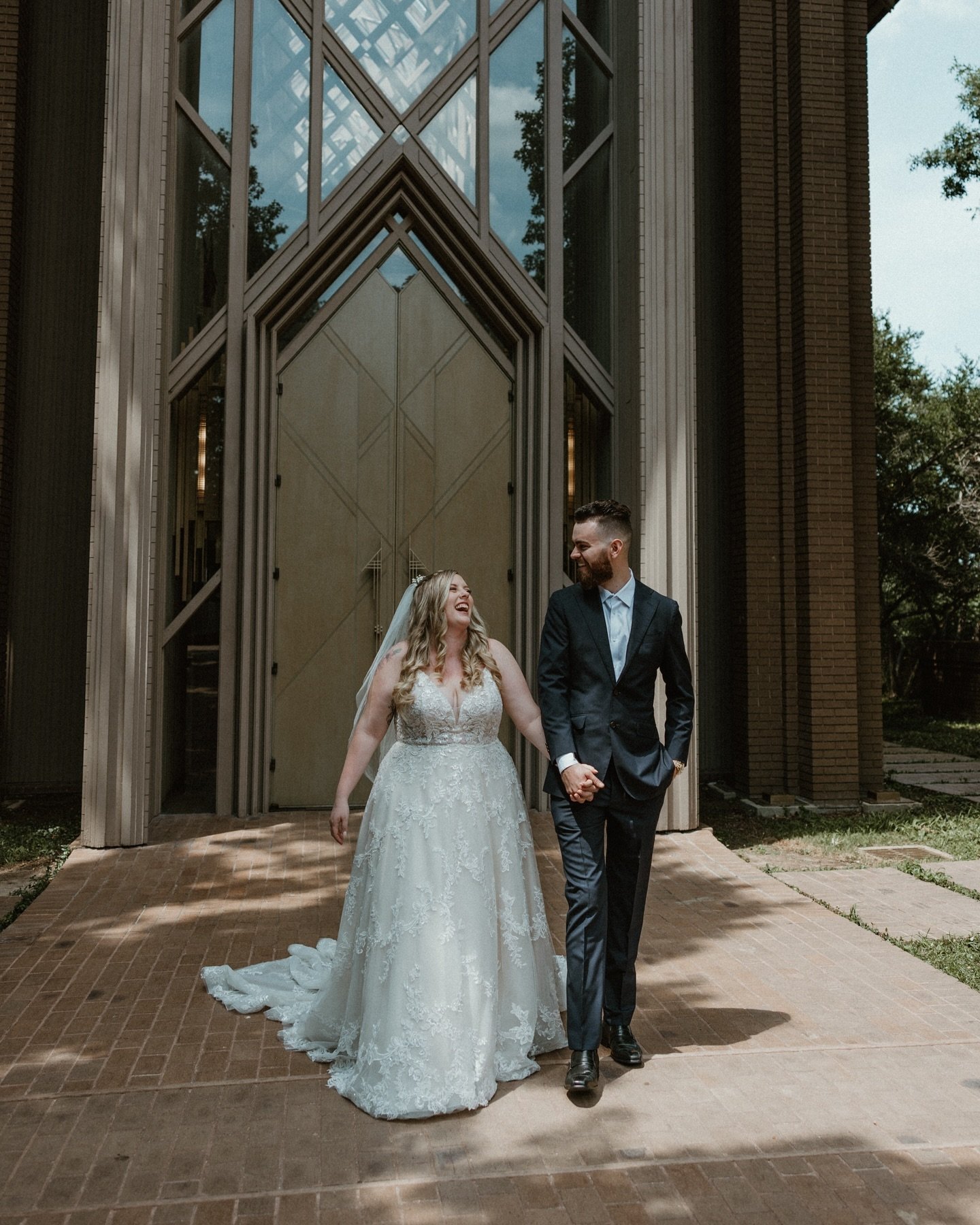 Just a few images from Alex + Hannah&rsquo;s chapel ceremony yesterday. 

Seeing all the love between these two, their family, and the love they have for their daughter made me tear up more than once. 🫶🏼🥹

P.s. my beige flag is never being patient