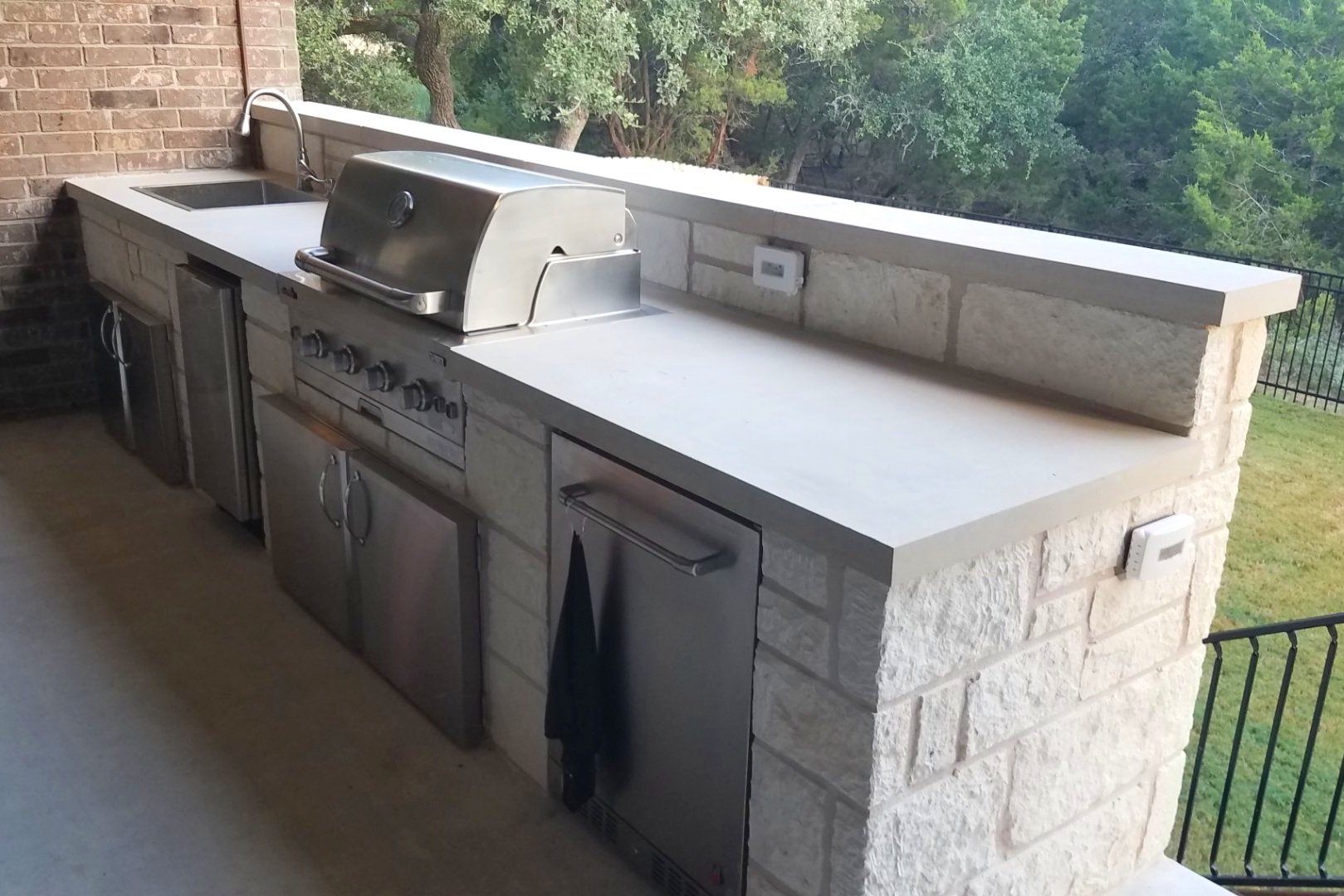 Outdoor+Kitchen.jpg