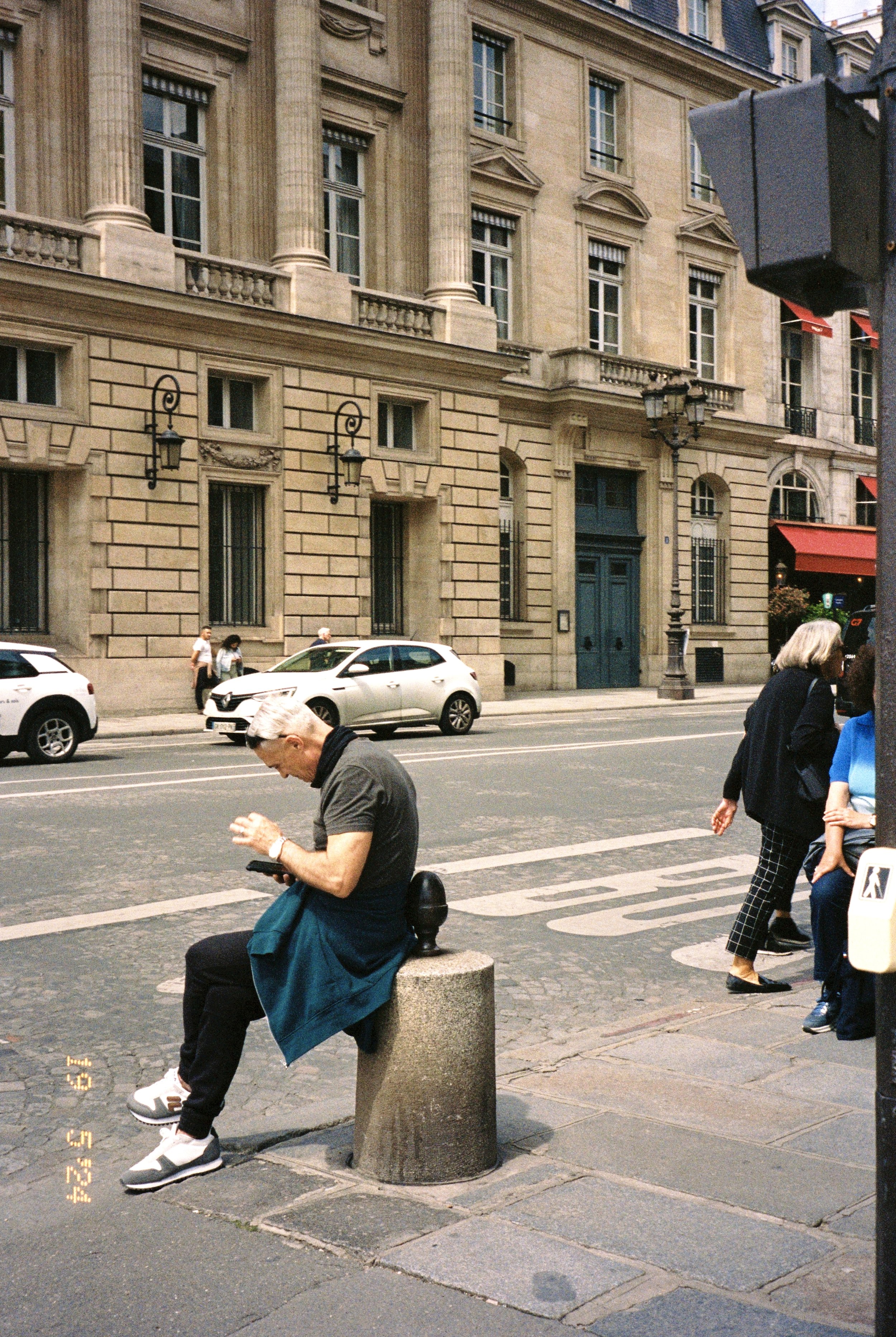A028310-R1-25-25.jpg