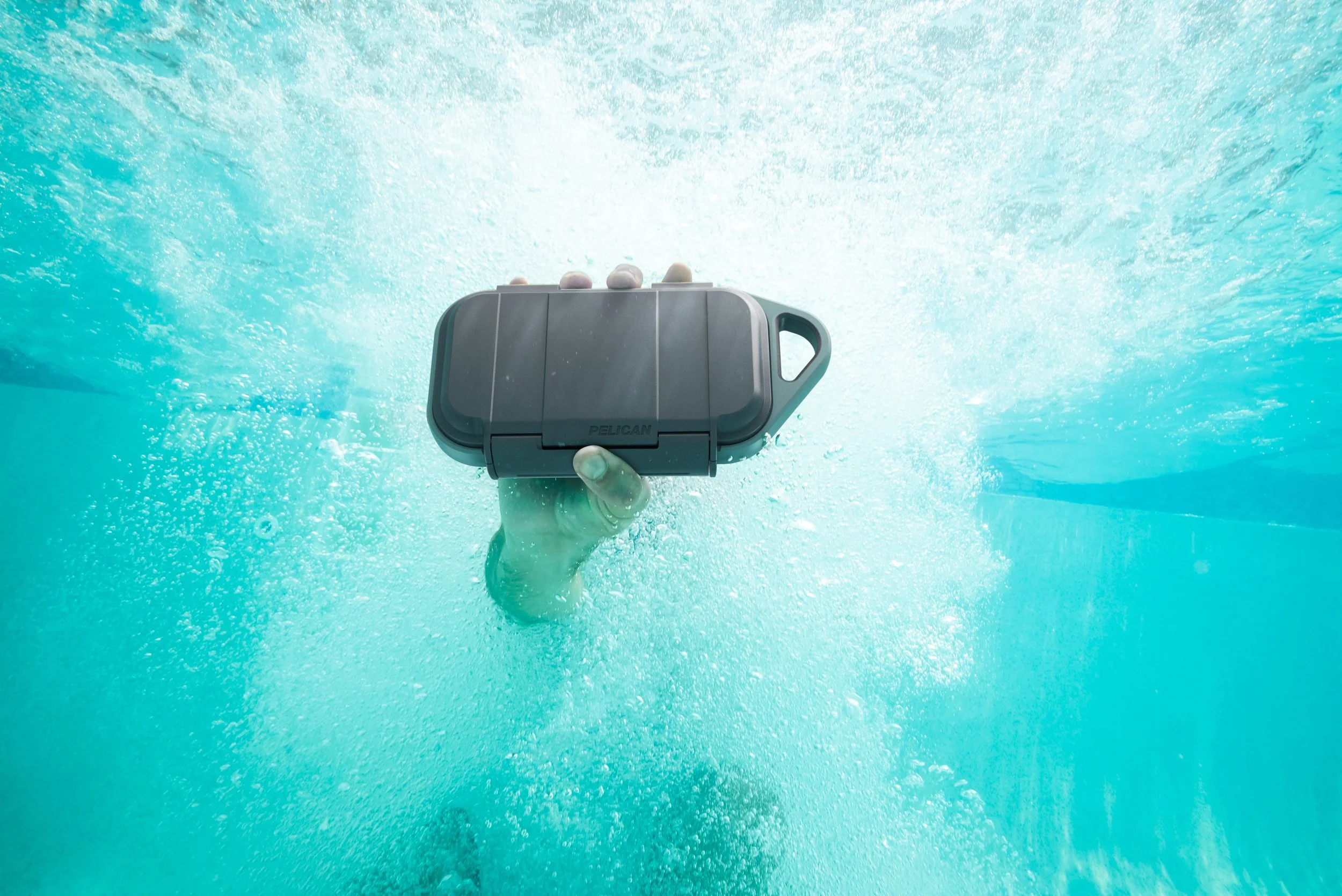G40_UnderWater_Hand_02a.jpg