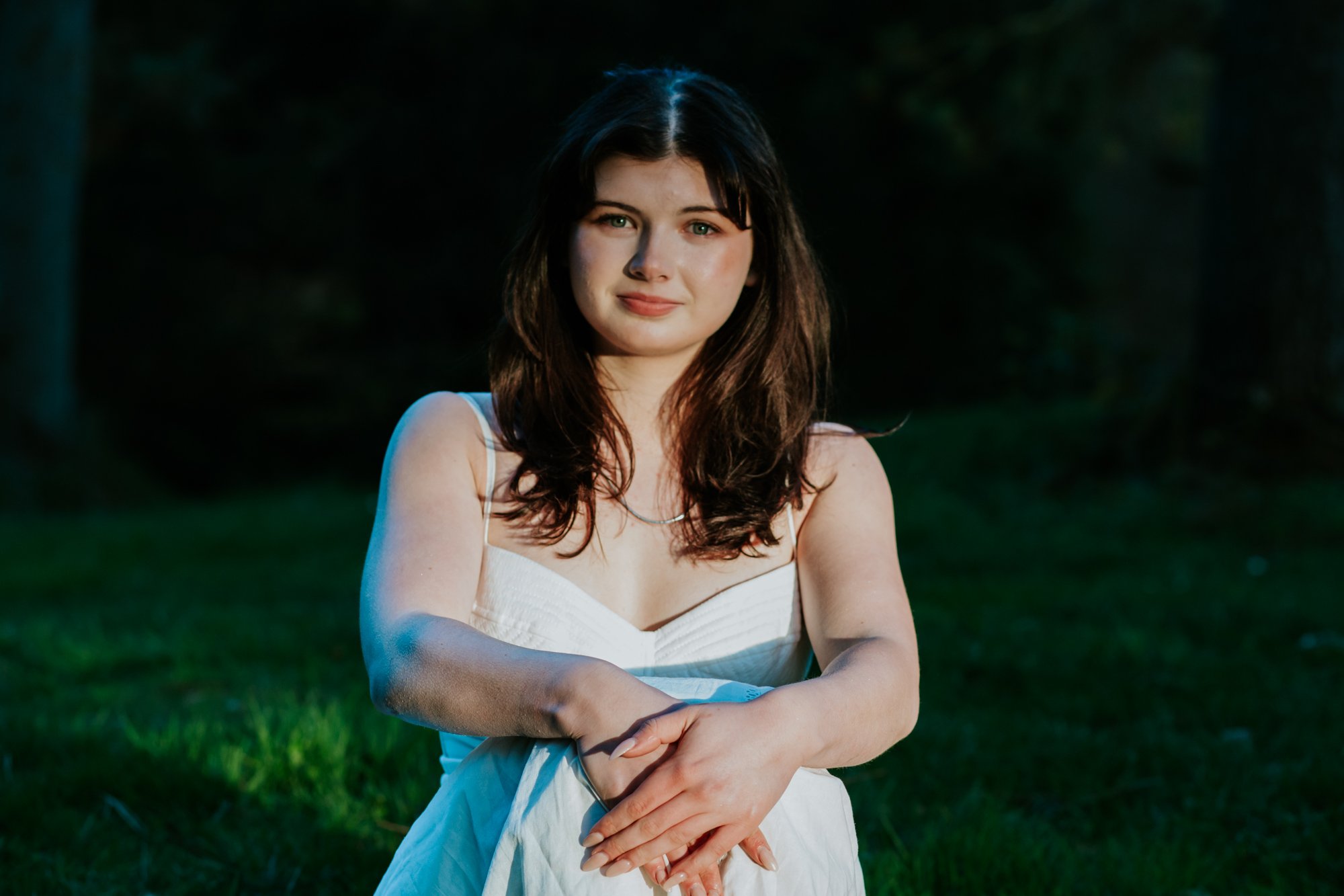 Senior photo session at Washington Park Arboretum in Seattle with natural, candid style