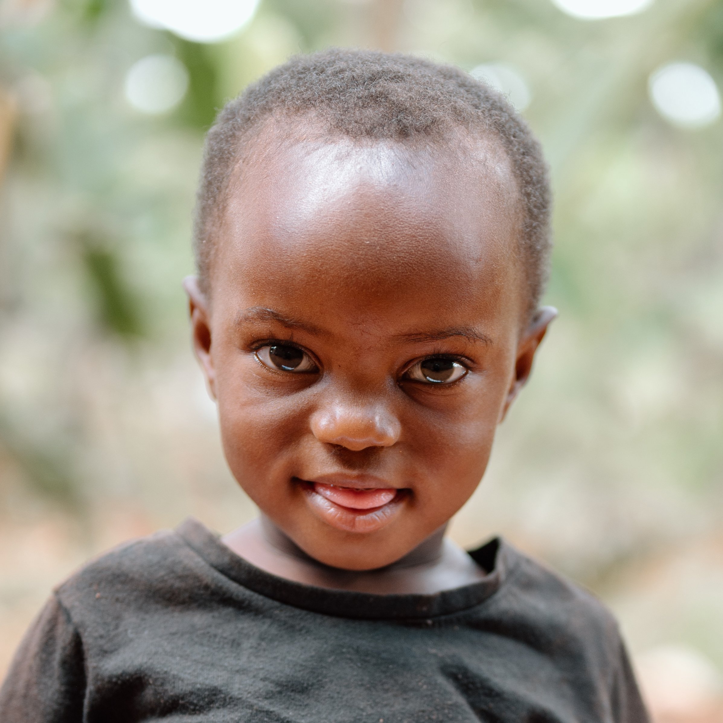 Teta Fille Raisa Ineza