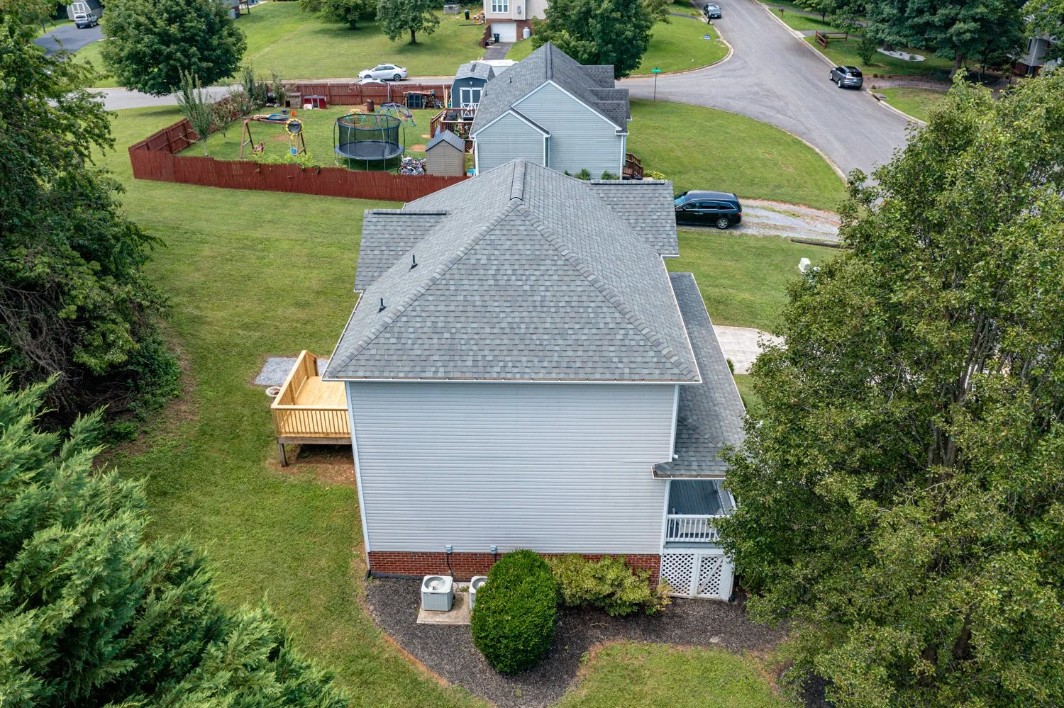 72 Viking Drive-19.jpg