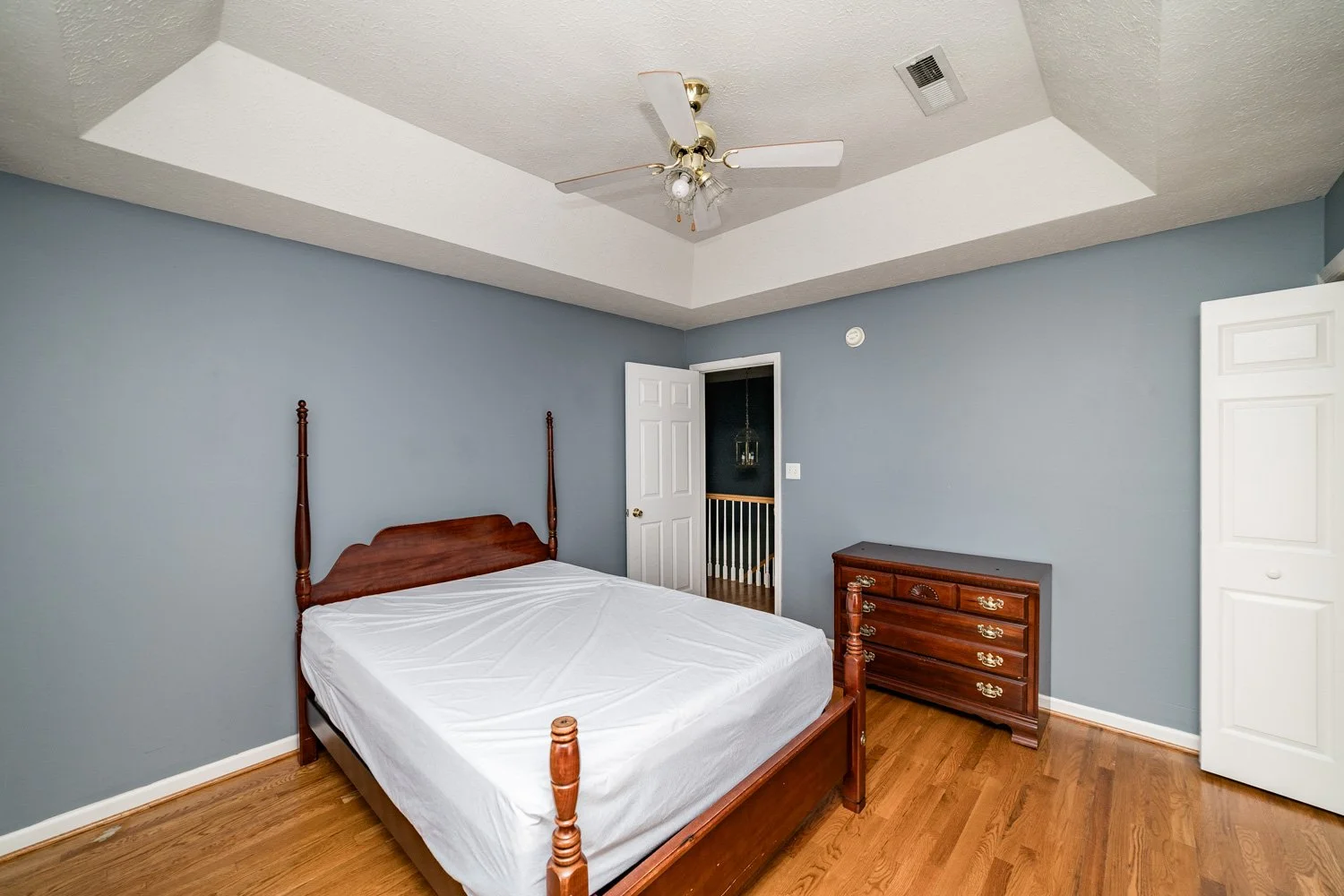 72 Viking Drive-46.jpg