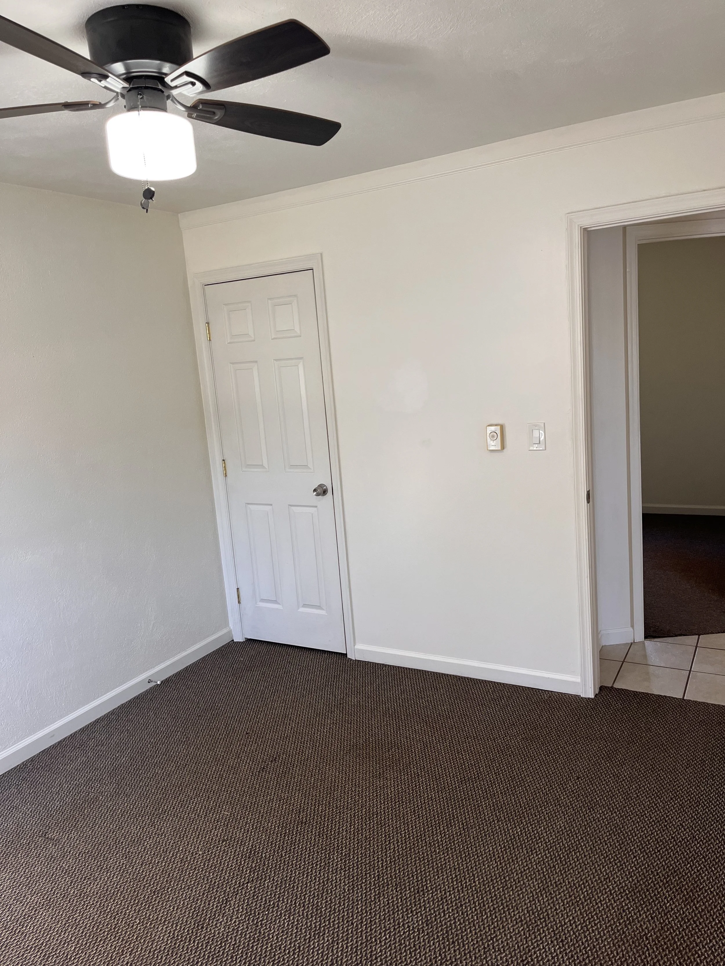 215 Bryant Rd B 12.jpg