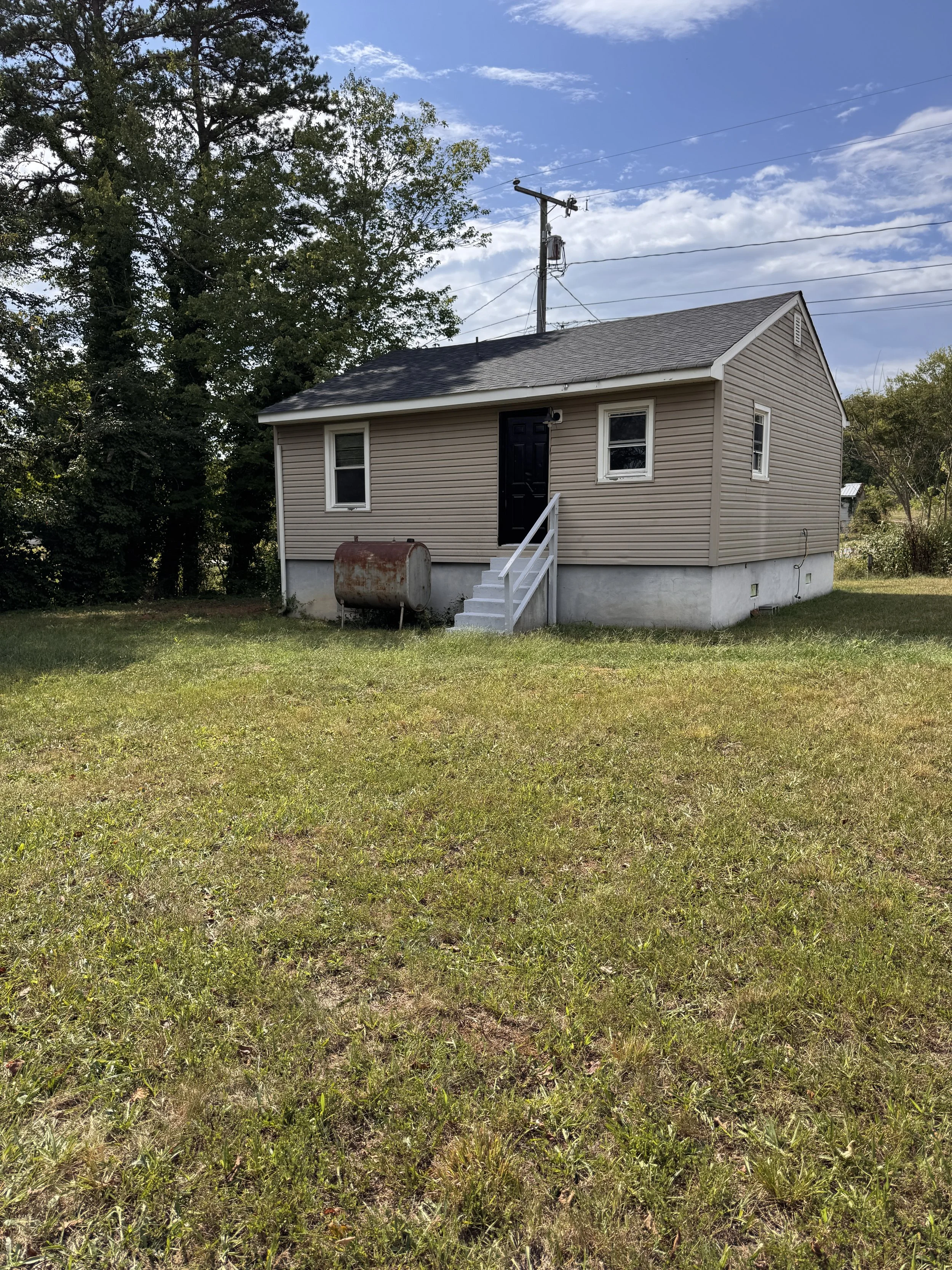 4641 Shula Dr2.JPG