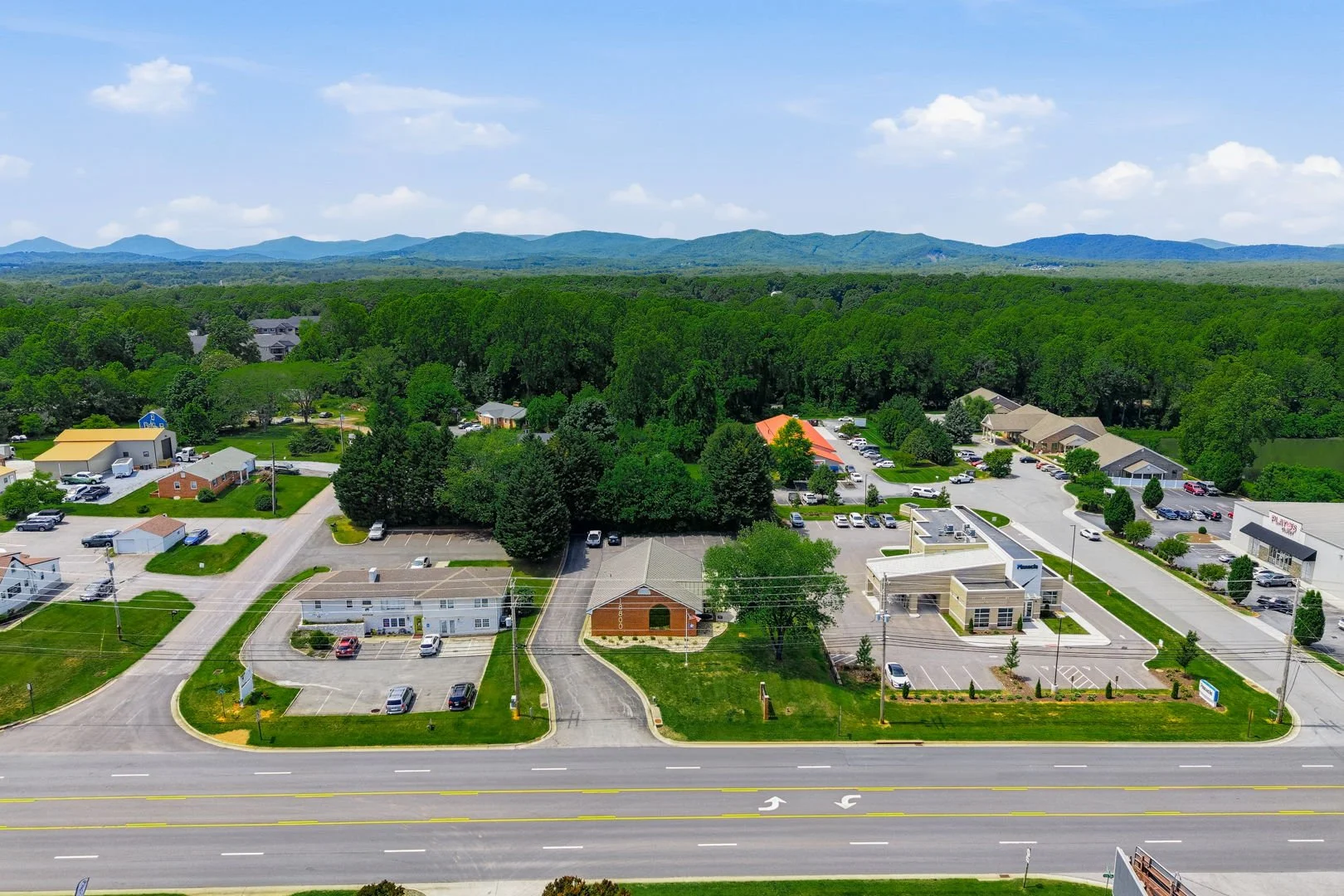52-web-or-mls-18800-forest-rd.jpg