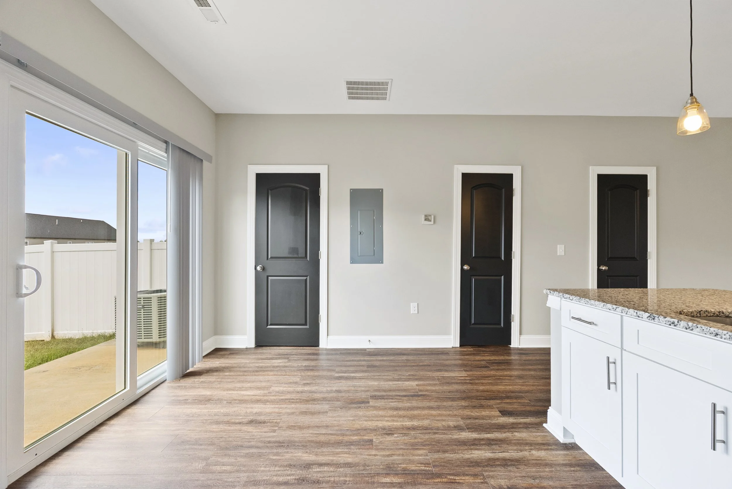 94 emmanuel ct_015.jpg