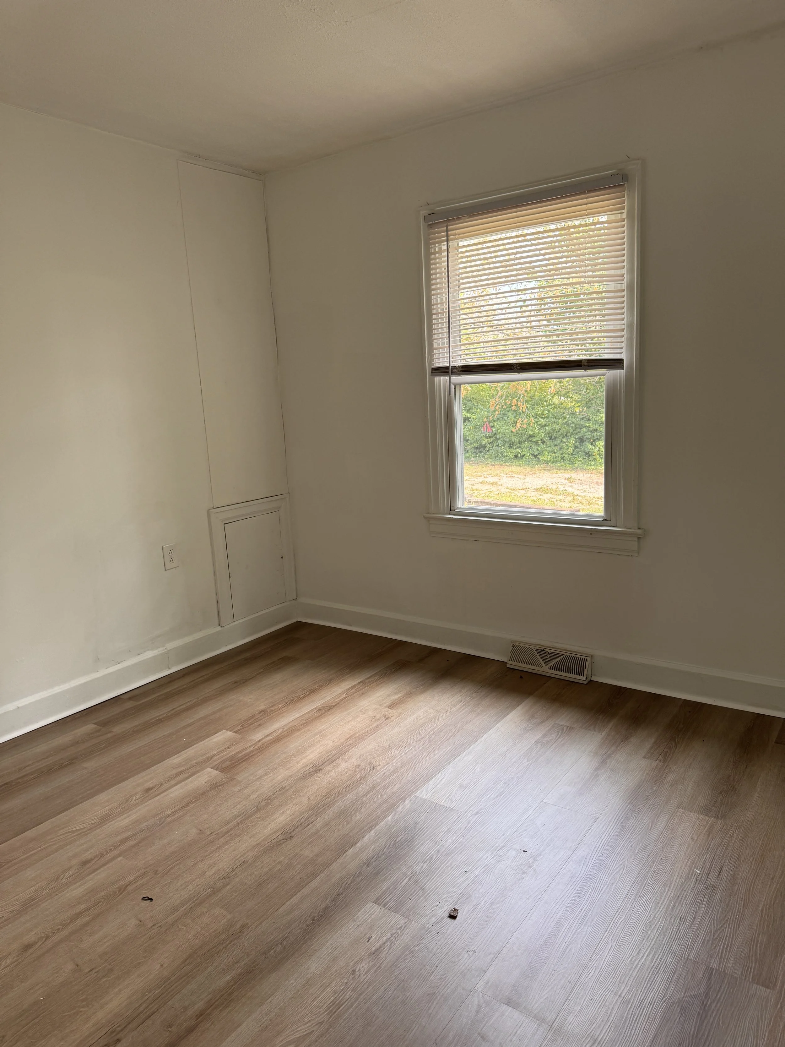 4641 Shula Dr10.JPG