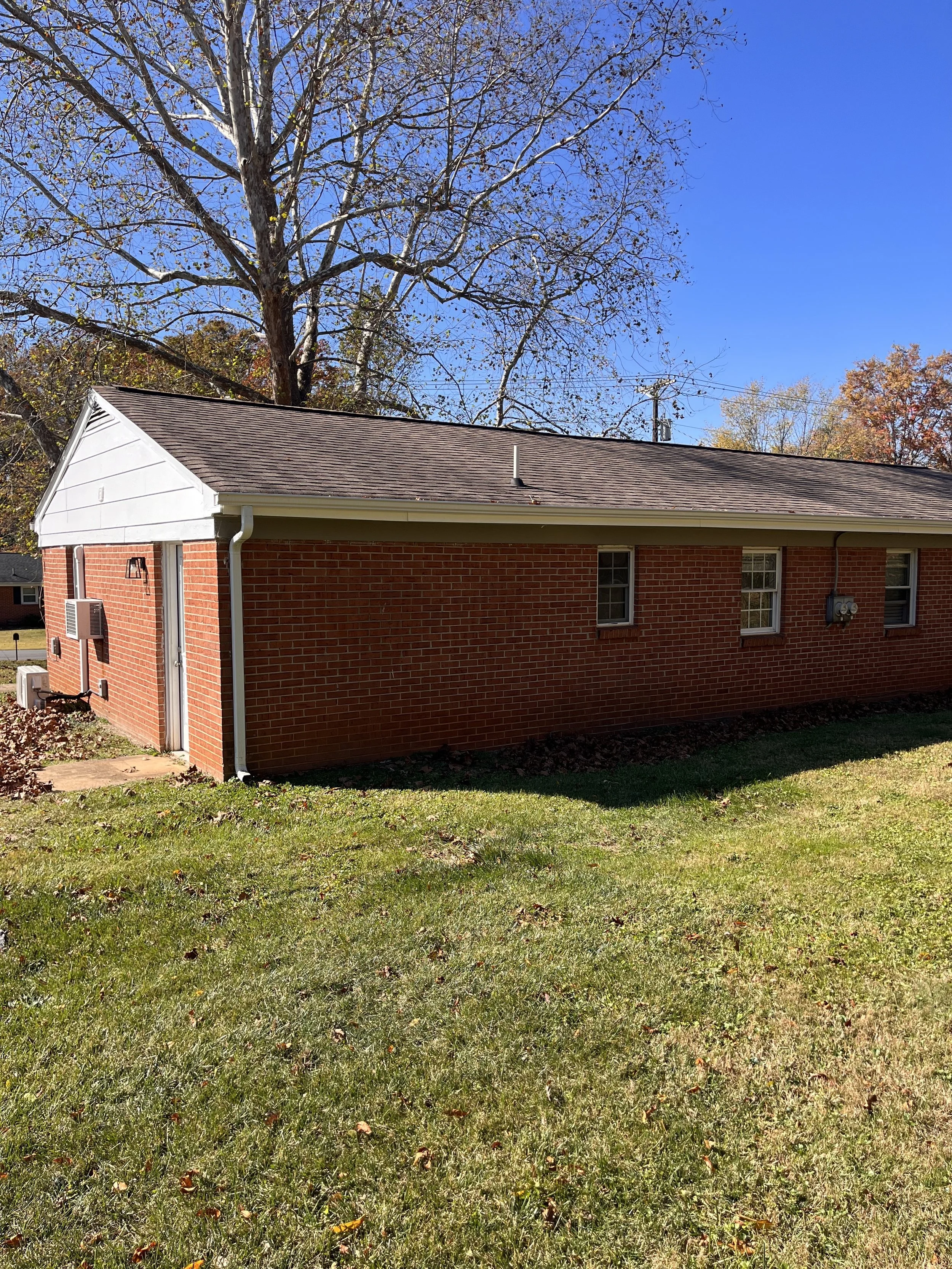 215 Bryant Rd B 4.jpg