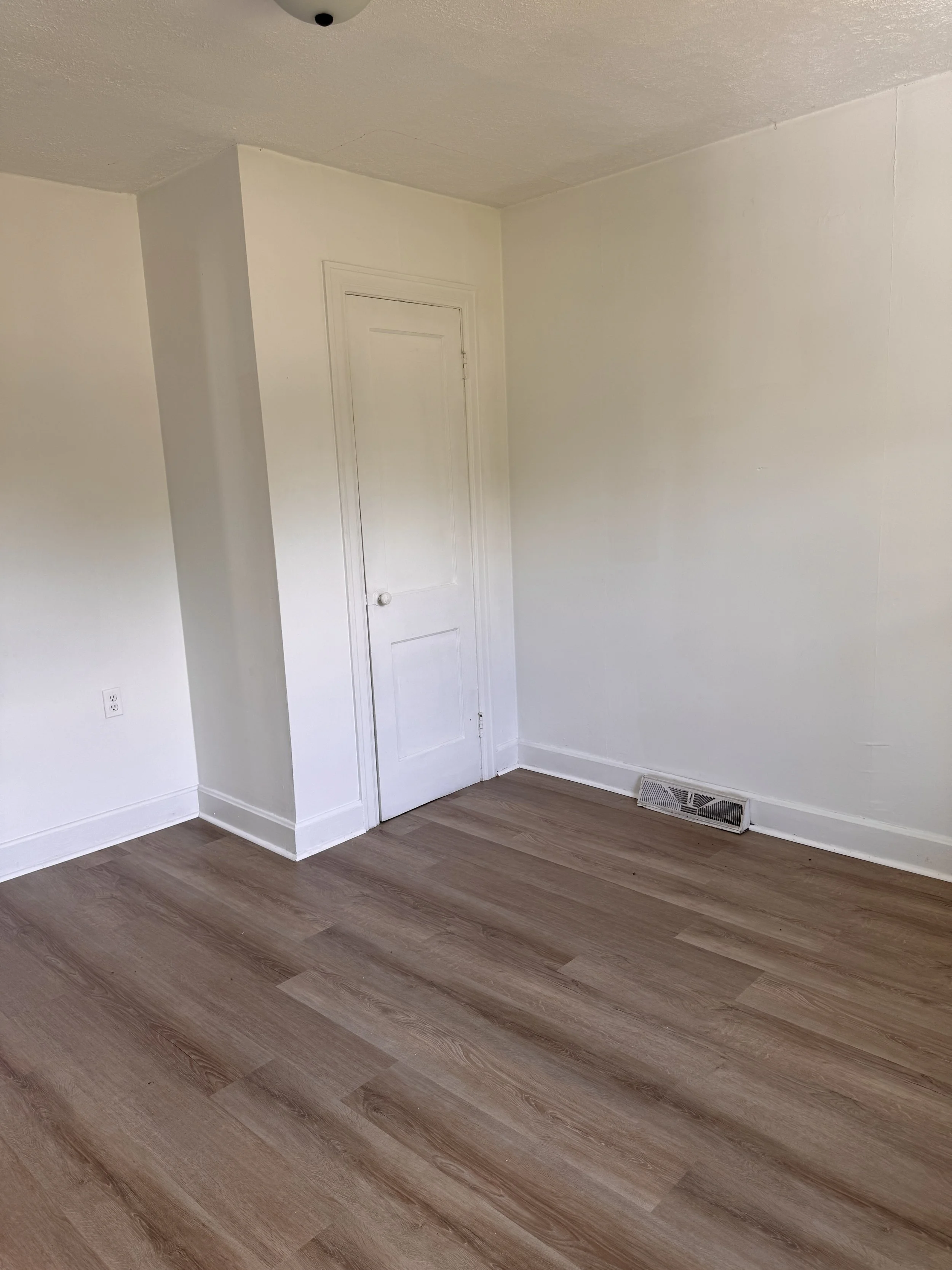 4641 Shula Dr8.JPG