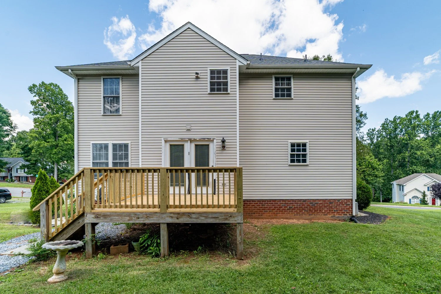 72 Viking Drive-5.jpg