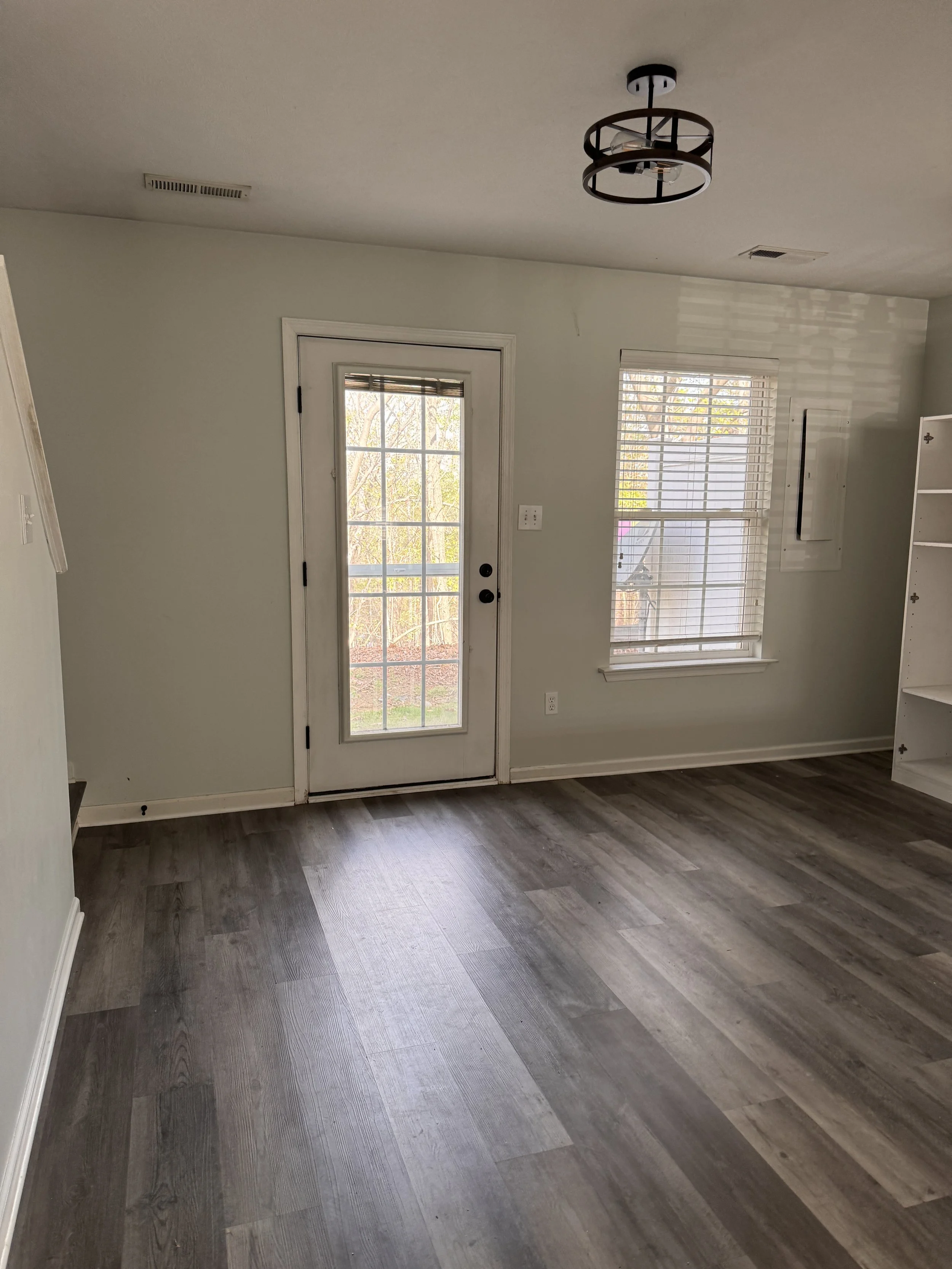 108 Old Tavern10.JPG