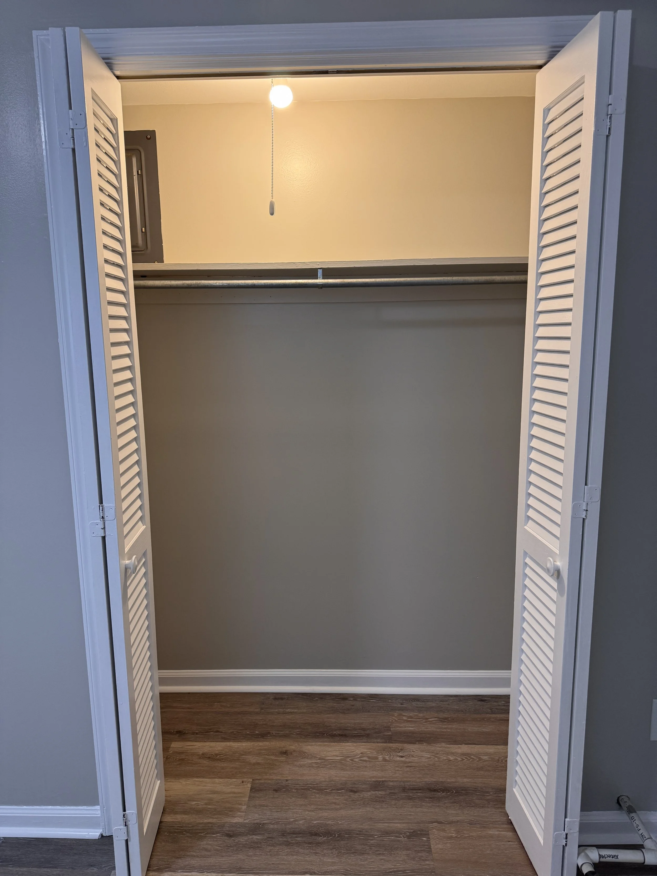 80 N Princeton B17.JPG