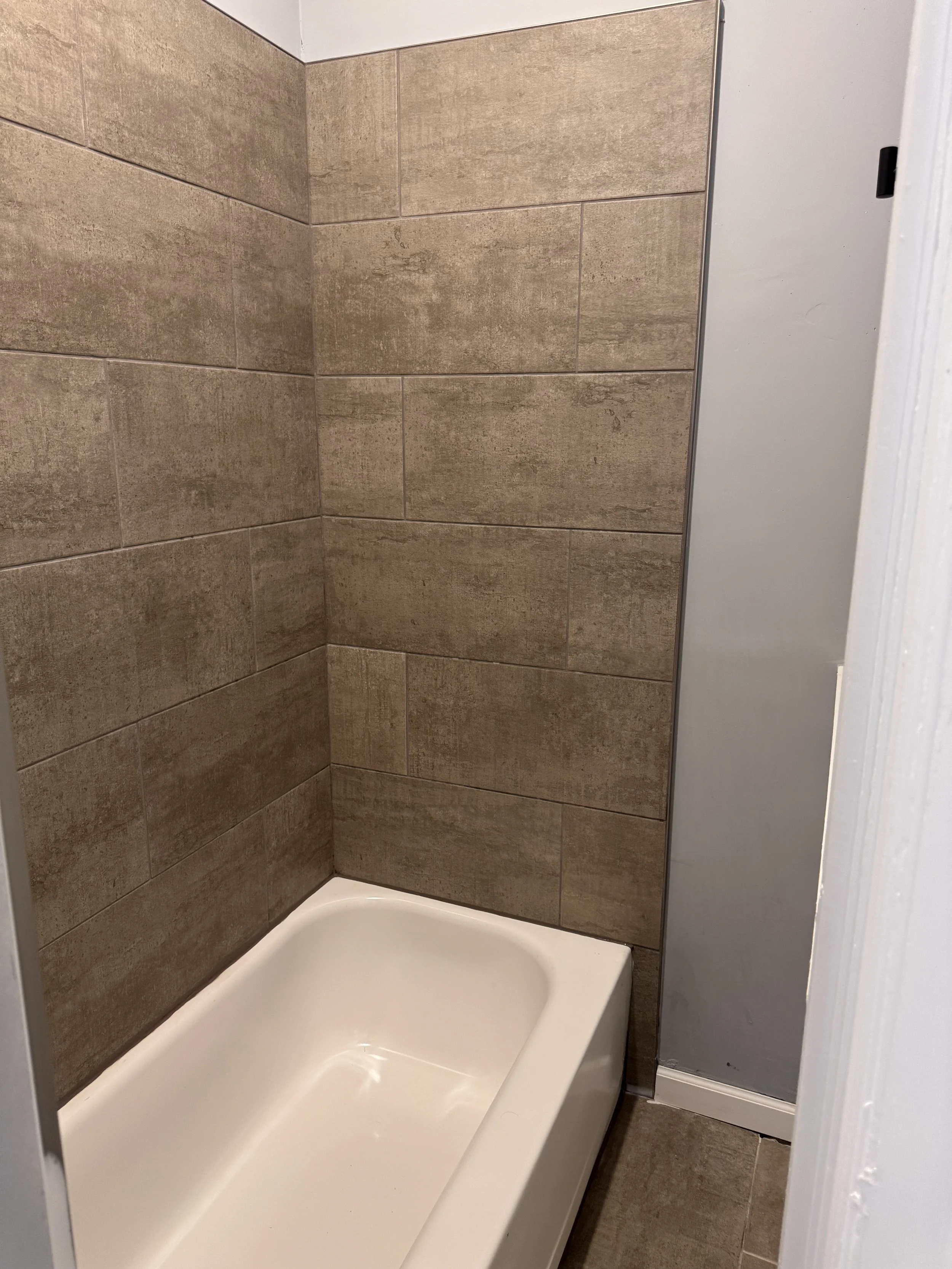 1308 Clay St Unit 3 19.JPG