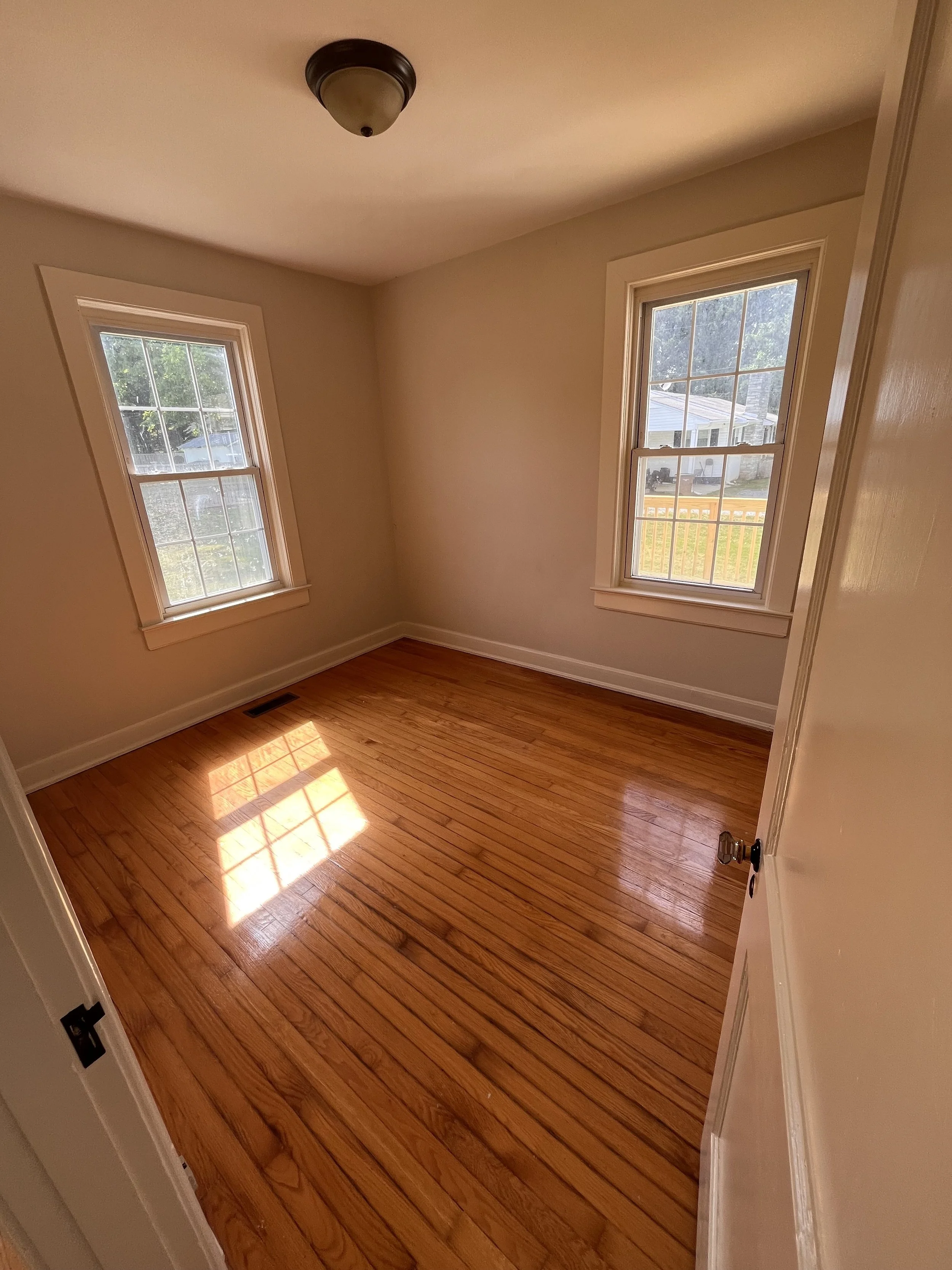 404 11th St13.jpg