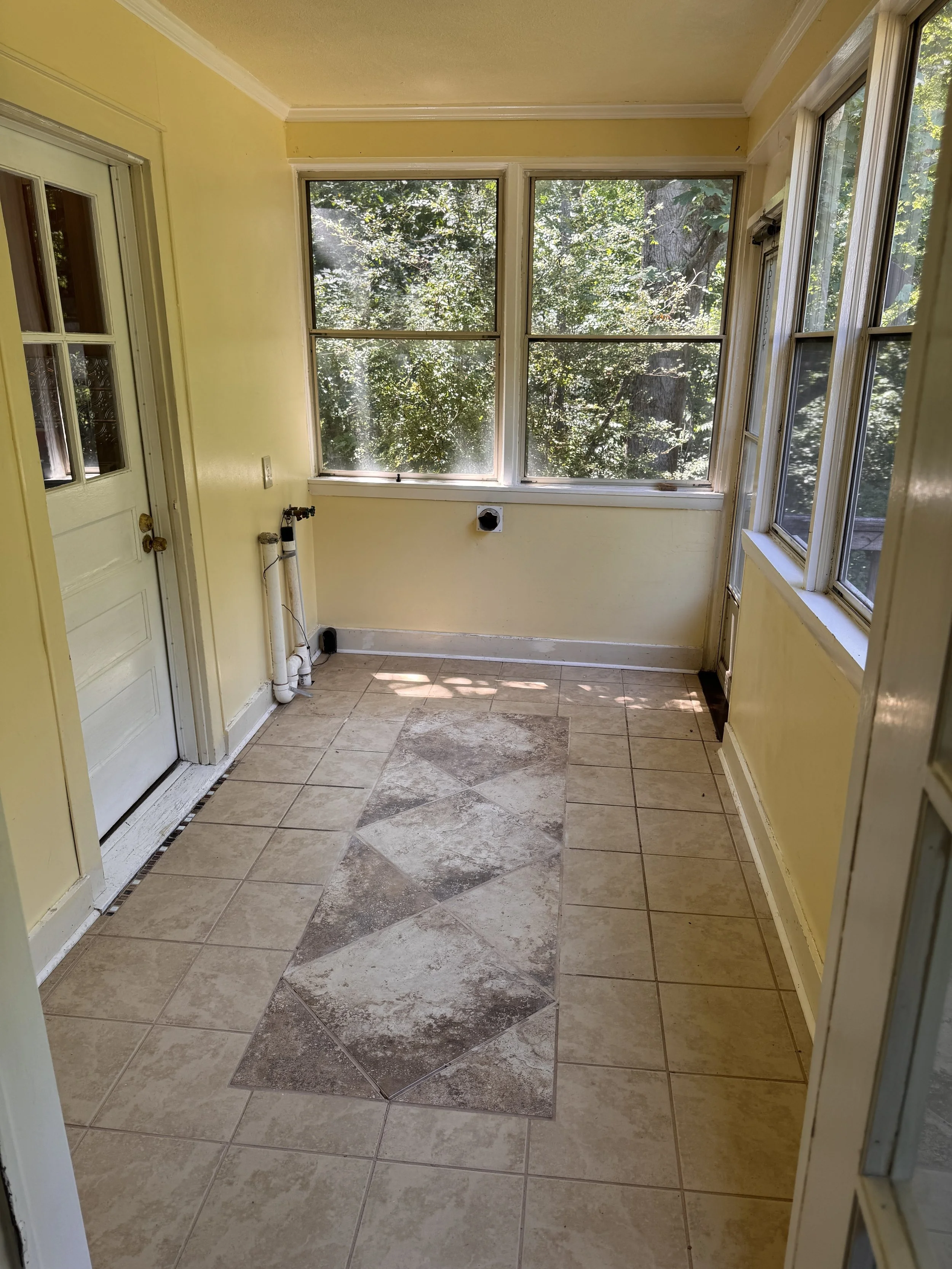 613 Westview Sunroom.jpeg