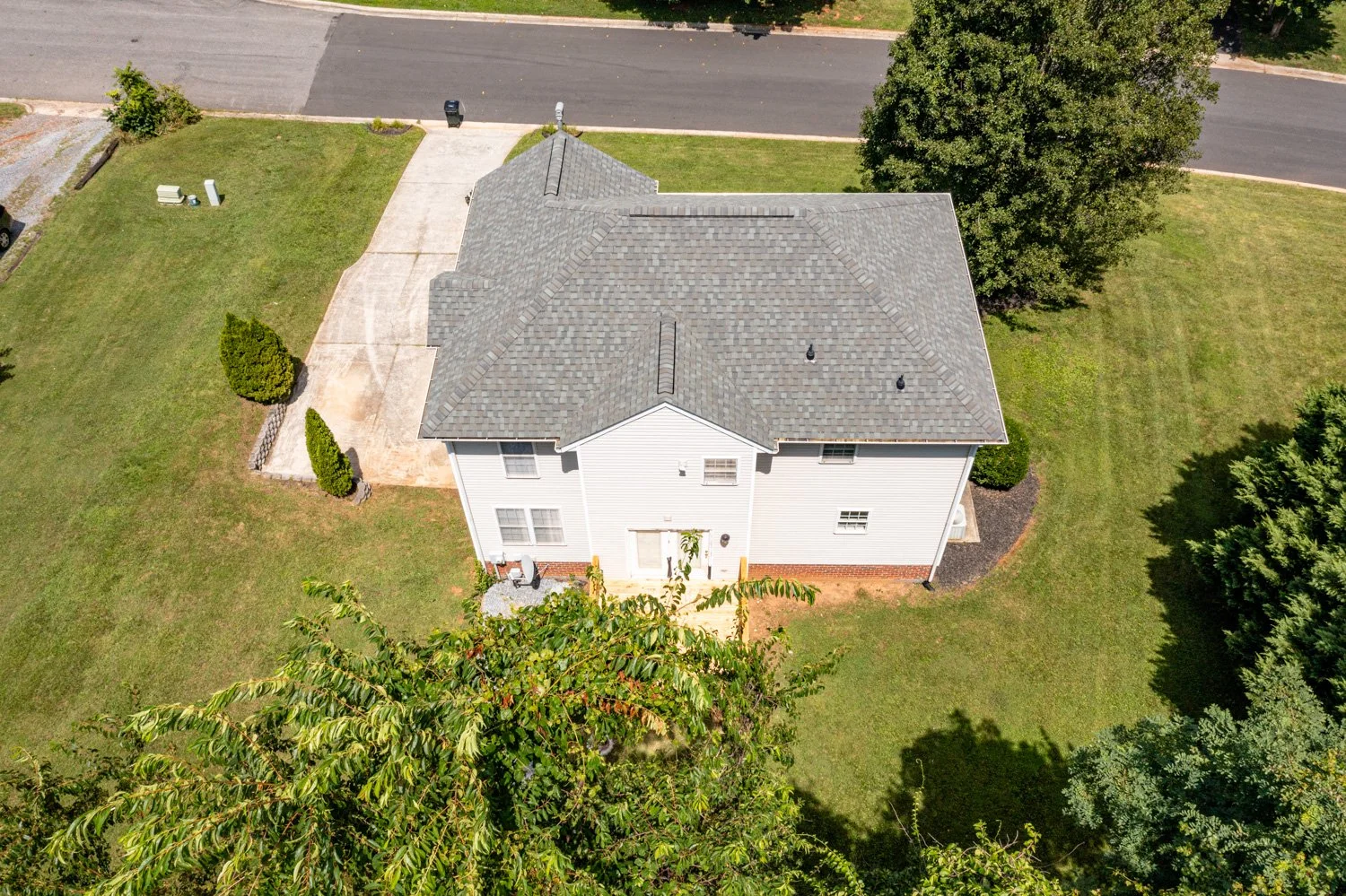 72 Viking Drive-17.jpg
