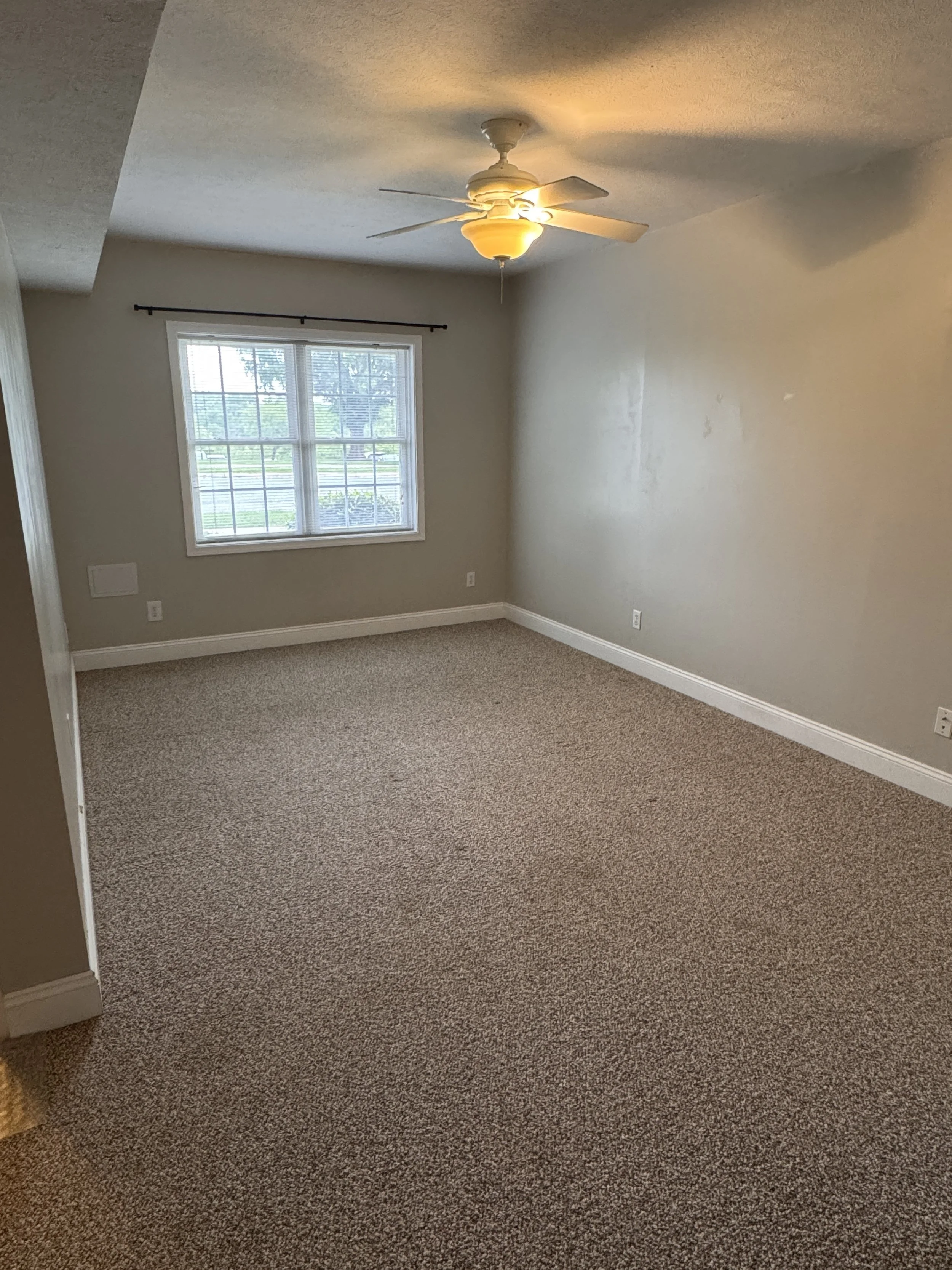 763 Wyndhurst Dr35.jpeg