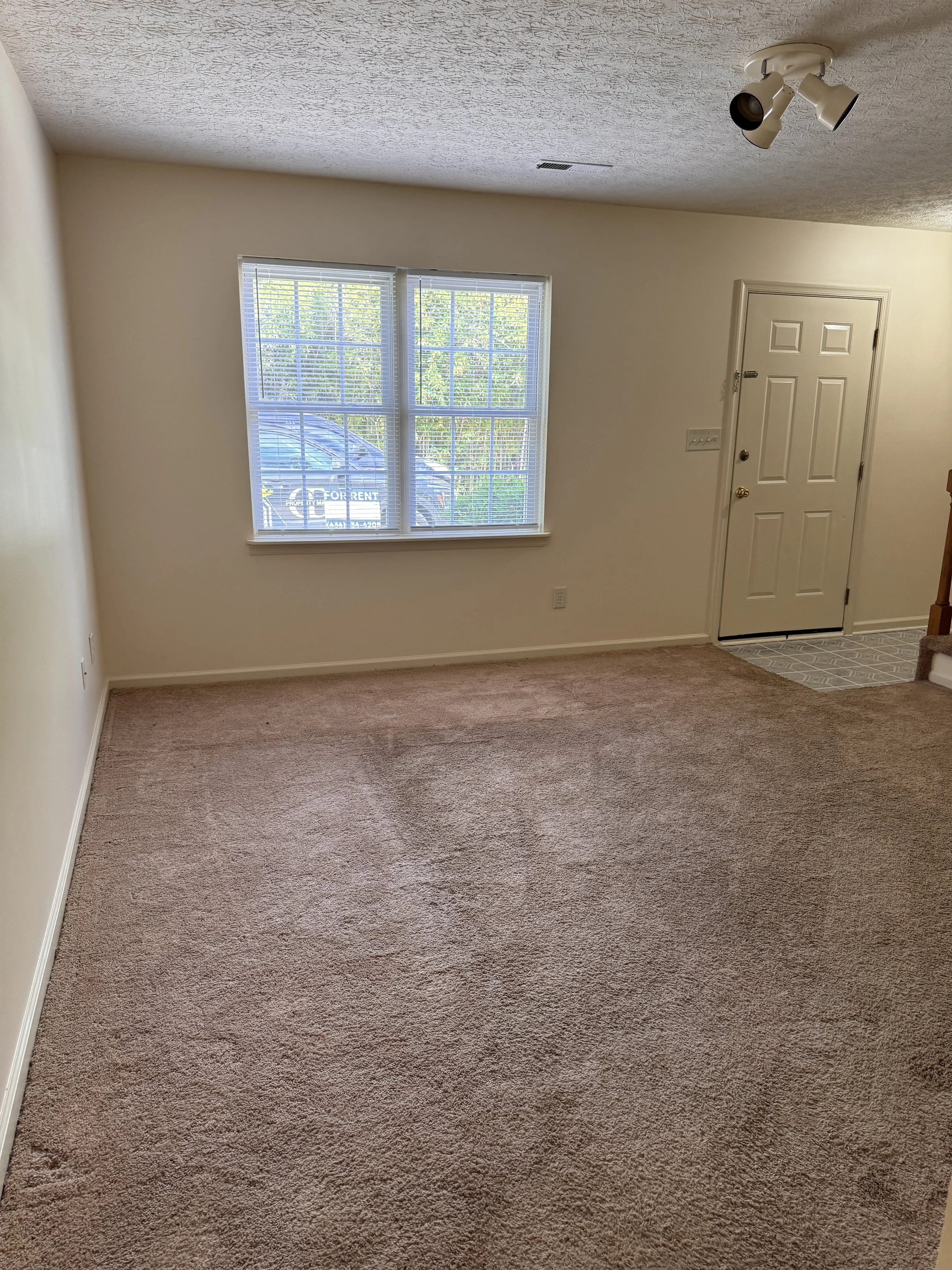 540 Monticello B7.JPG