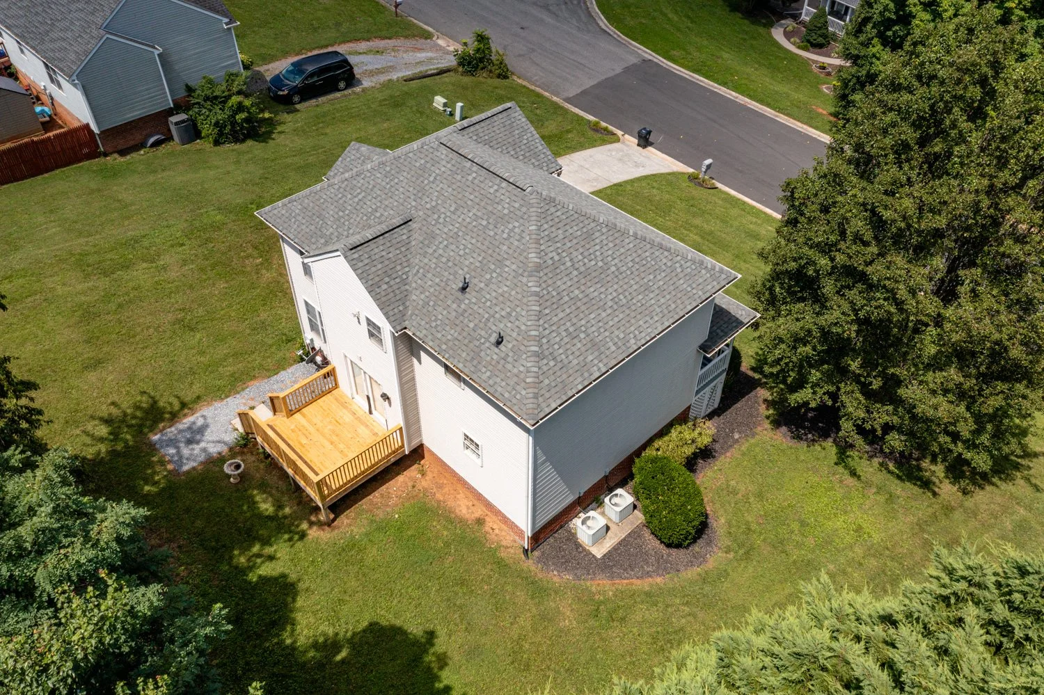 72 Viking Drive-18.jpg