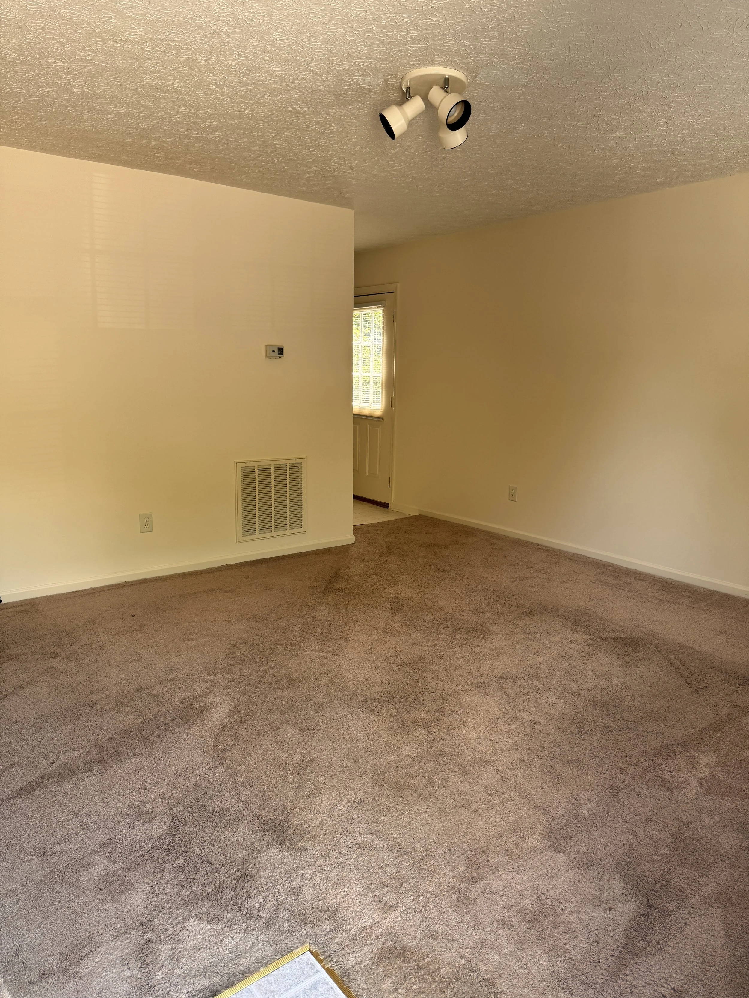 540 Monticello B4.JPG