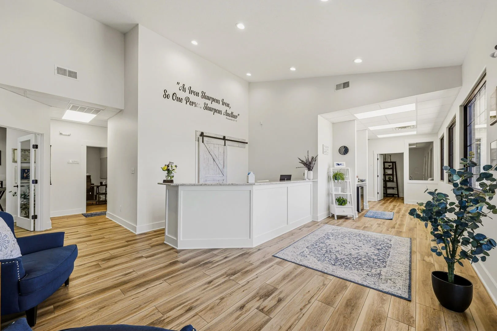 10-web-or-mls-18800-forest-rd.jpg