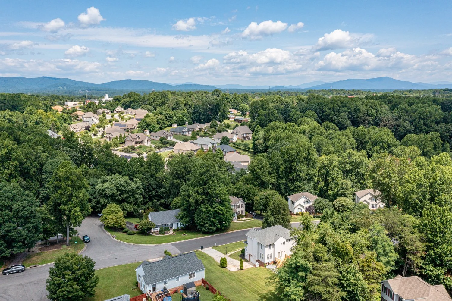 72 Viking Drive-24.jpg