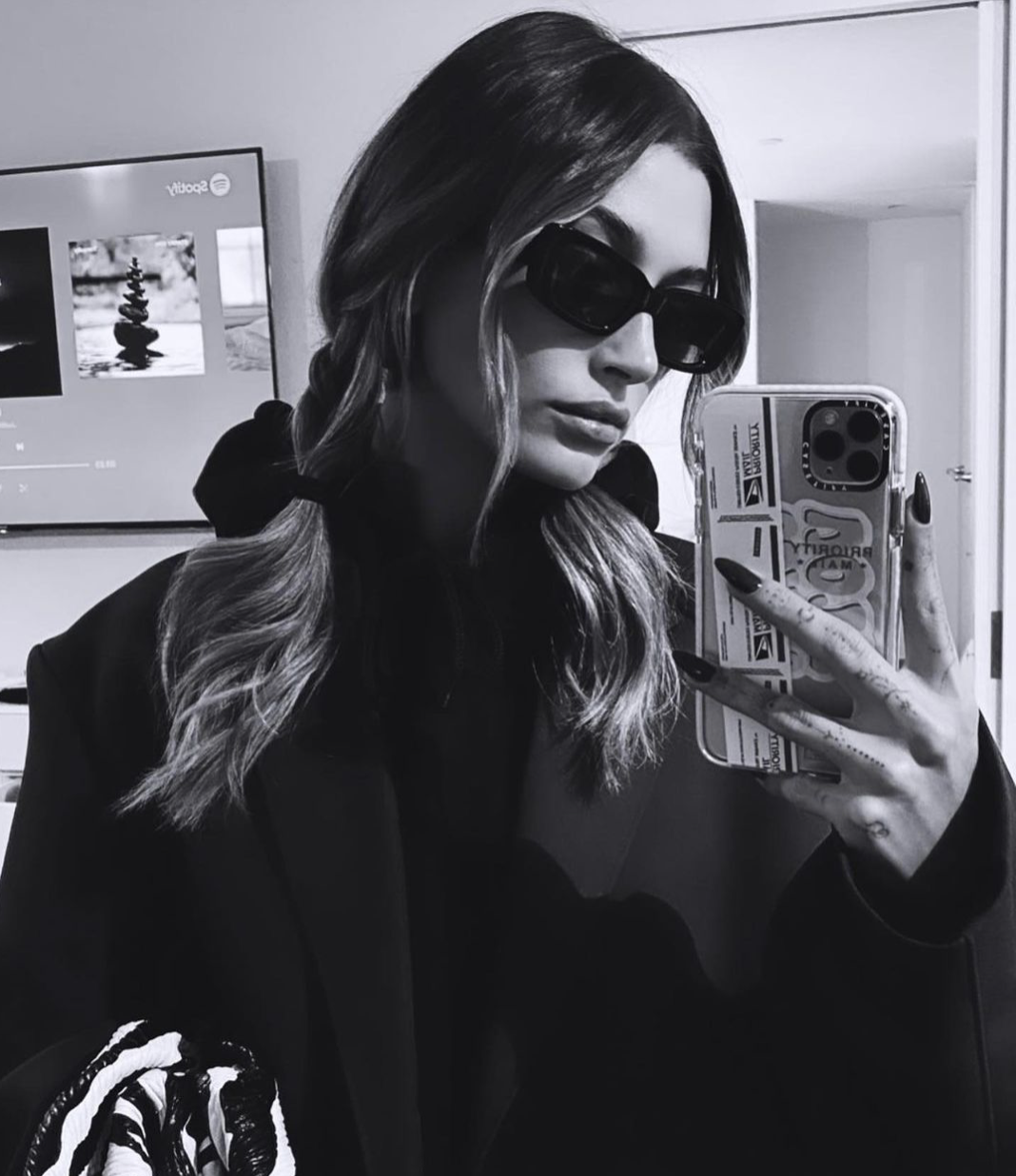 HAILEY BIEBER