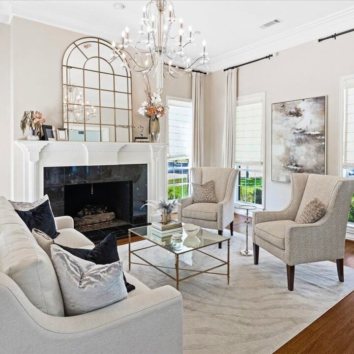 This chic but welcoming sitting room speaks to the beautiful Spring day we're having here in Dallas! 🌸 We honored the client's request to stay within a neutral palate, while incorporating mixed metals, animal prints, soft touches of color to balance