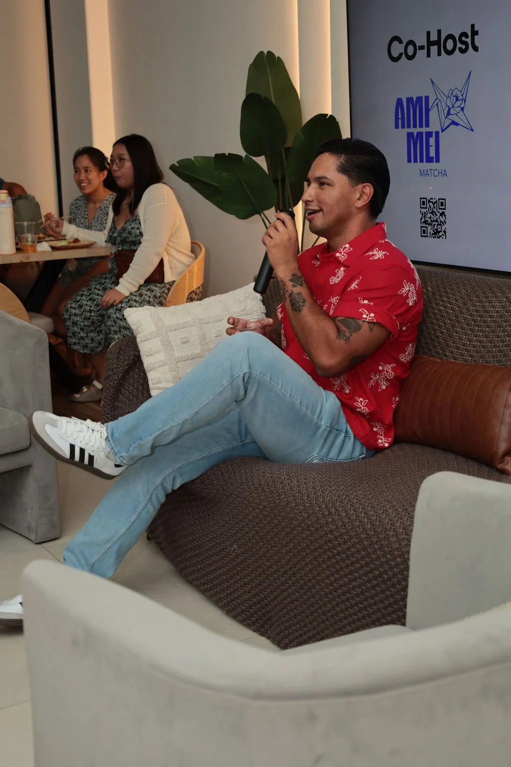 082925 Murder Mystery White Lotus IMG_8802_white_lotus.JPG