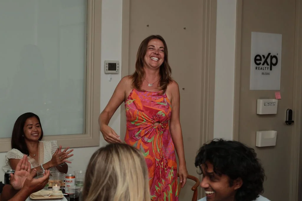 082925 Murder Mystery White Lotus IMG_8823_white_lotus.JPG