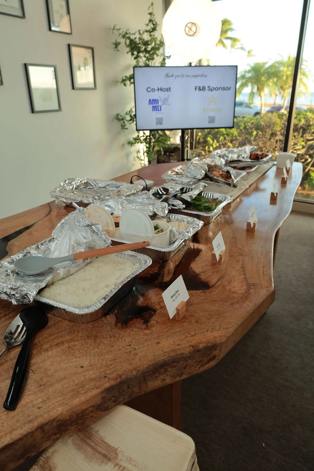 082925 Murder Mystery White Lotus IMG_8750_white_lotus.JPG