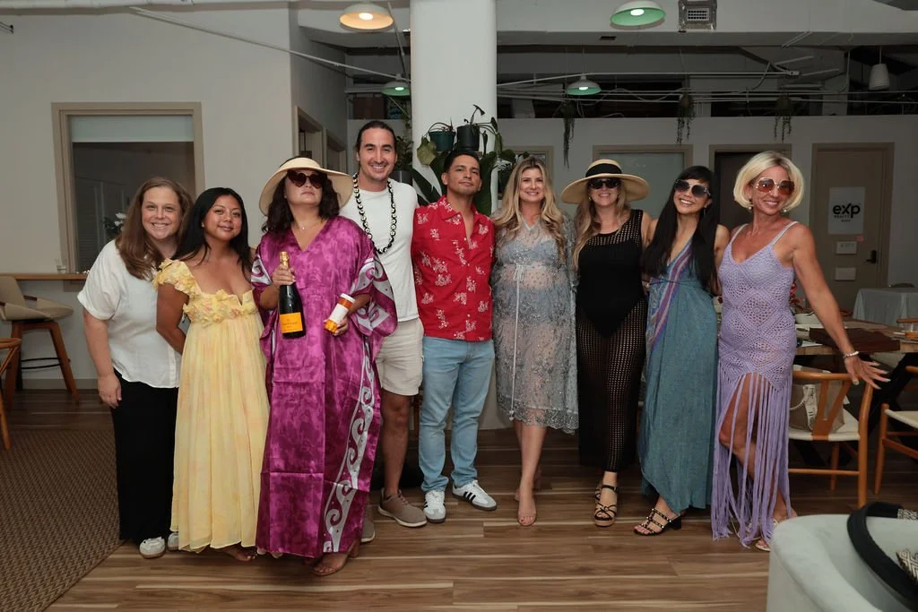 082925 Murder Mystery White Lotus IMG_8836_white_lotus.JPG