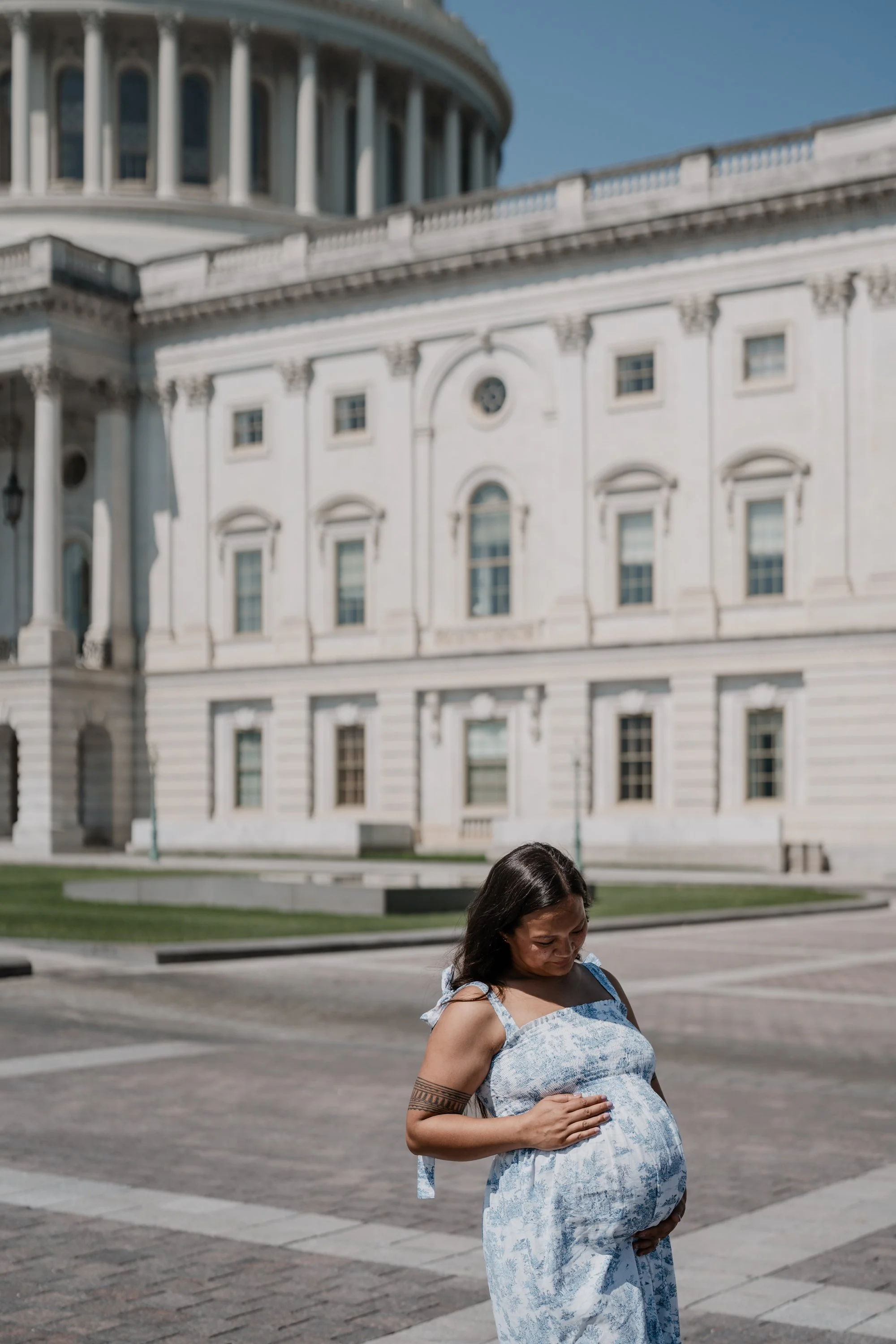 Maternity and newborn photographer in Lacey, DuPont, and JBLM