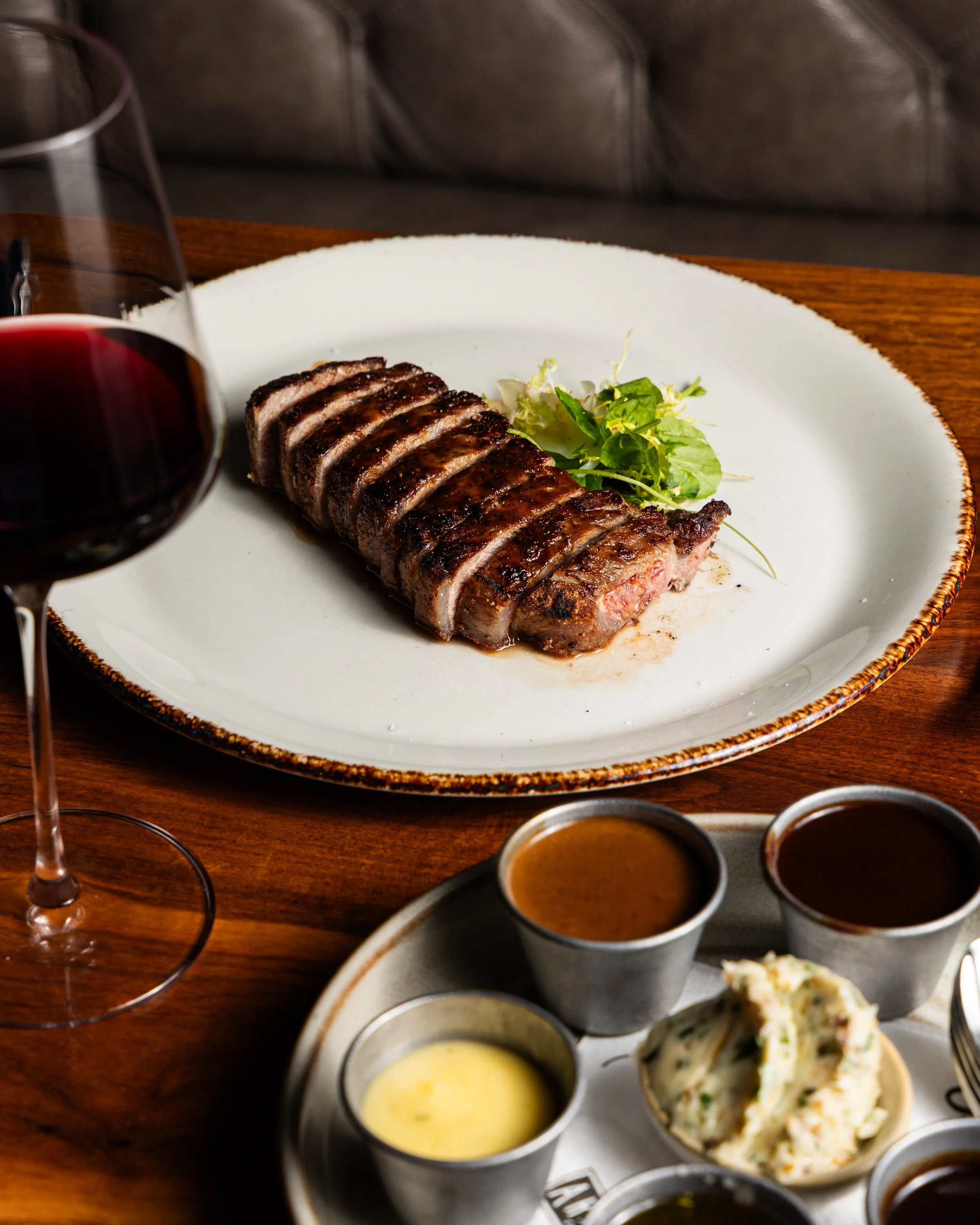 Nov 2025_Arnette's_NY Strip w: Sauces_03.jpg
