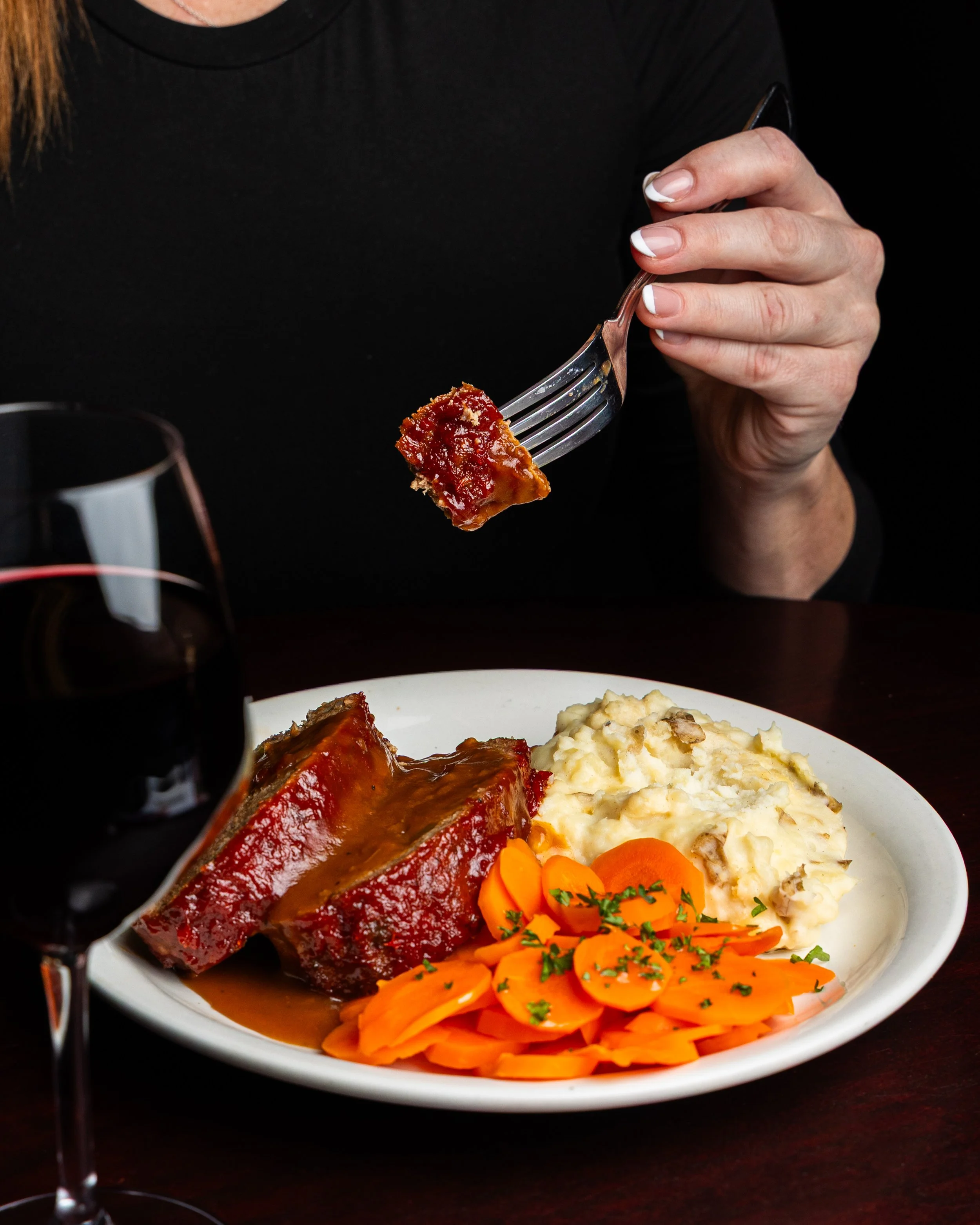 Jan 2026_Ted's Montana Grill_Bison Meatloaf_09.jpg