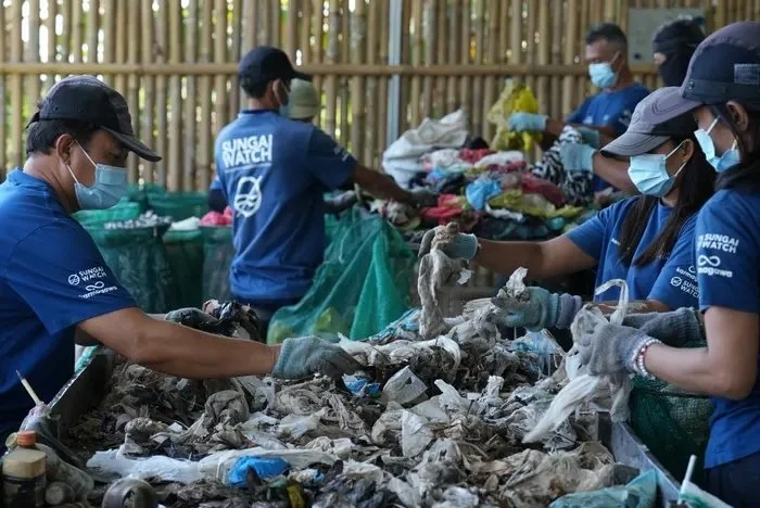Sungai Watch Plastic Sorting.jpeg