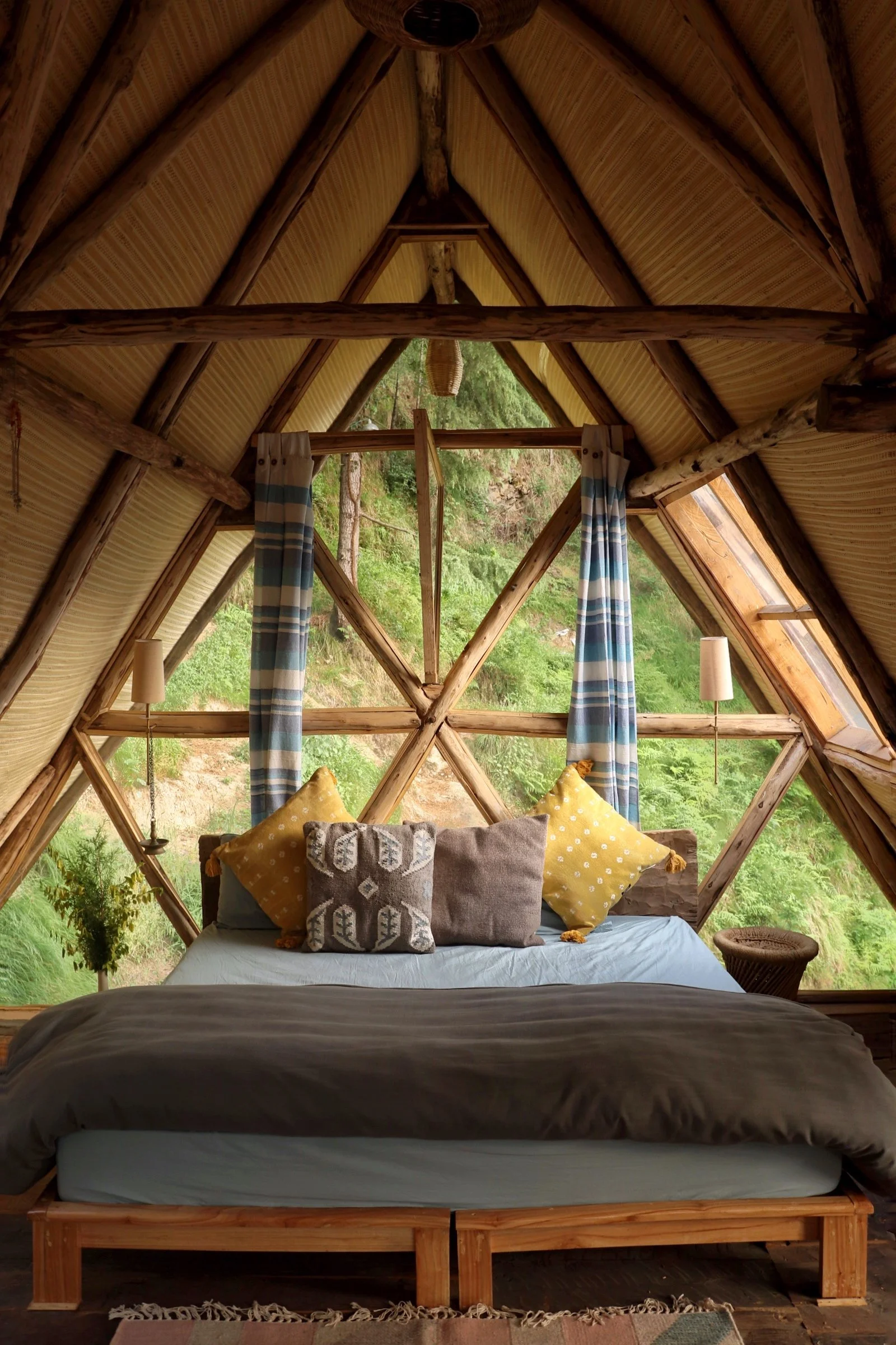 15 Interior Bedroom.JPG