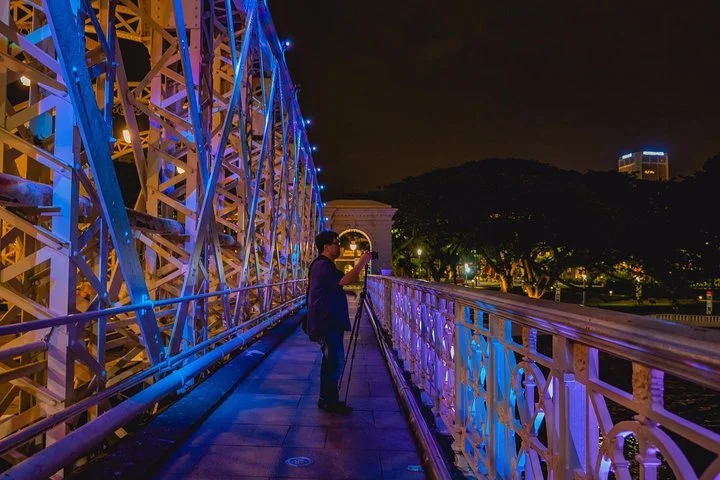 asia-sustainable-travel-singapore-night-photography.jpg